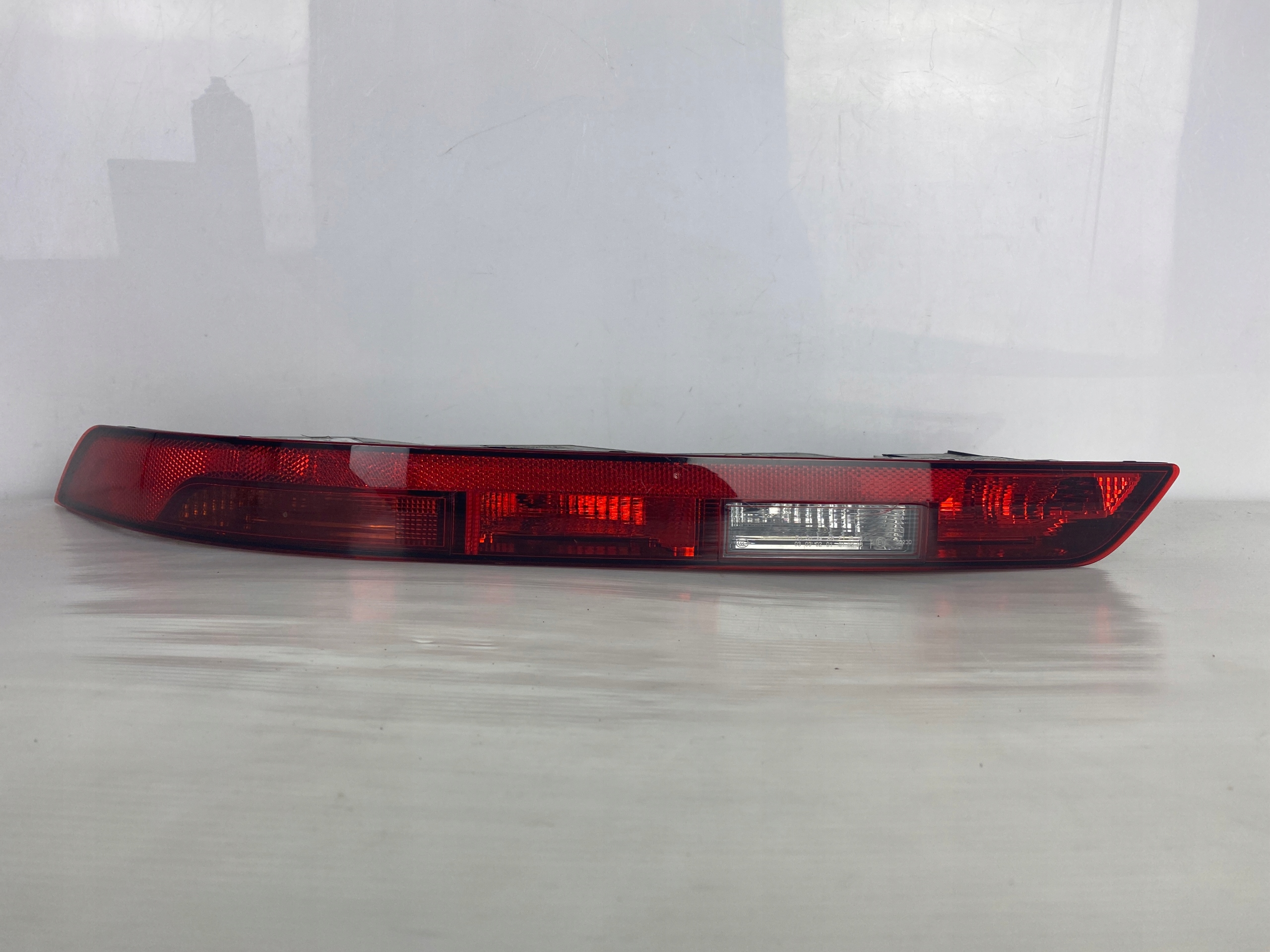 AUDI Q5 II LIFT LAMPA LEWY TYŁ 2020-