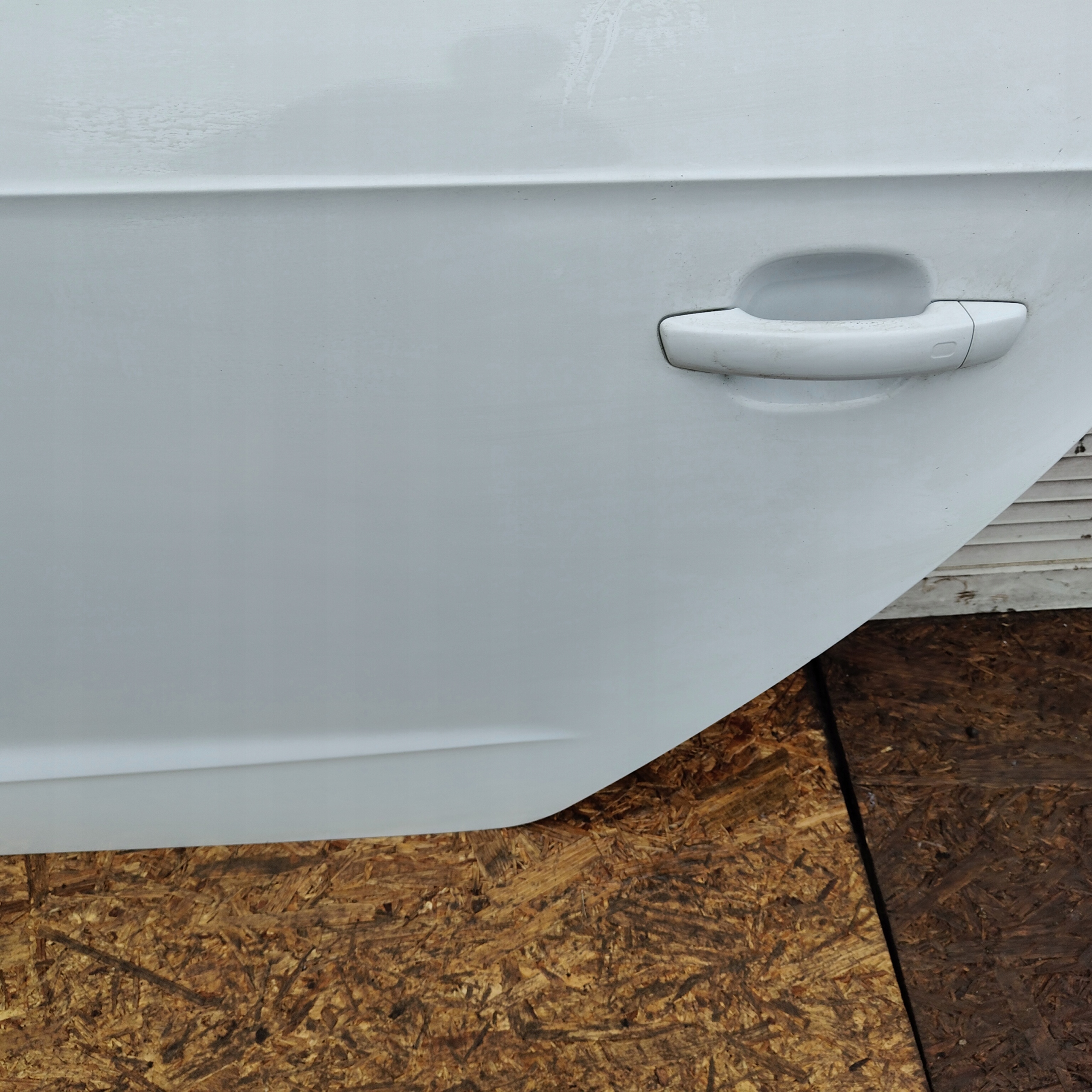 door rear. rear part left AUDI A3 8V SPORTBACK BIALA PERLA