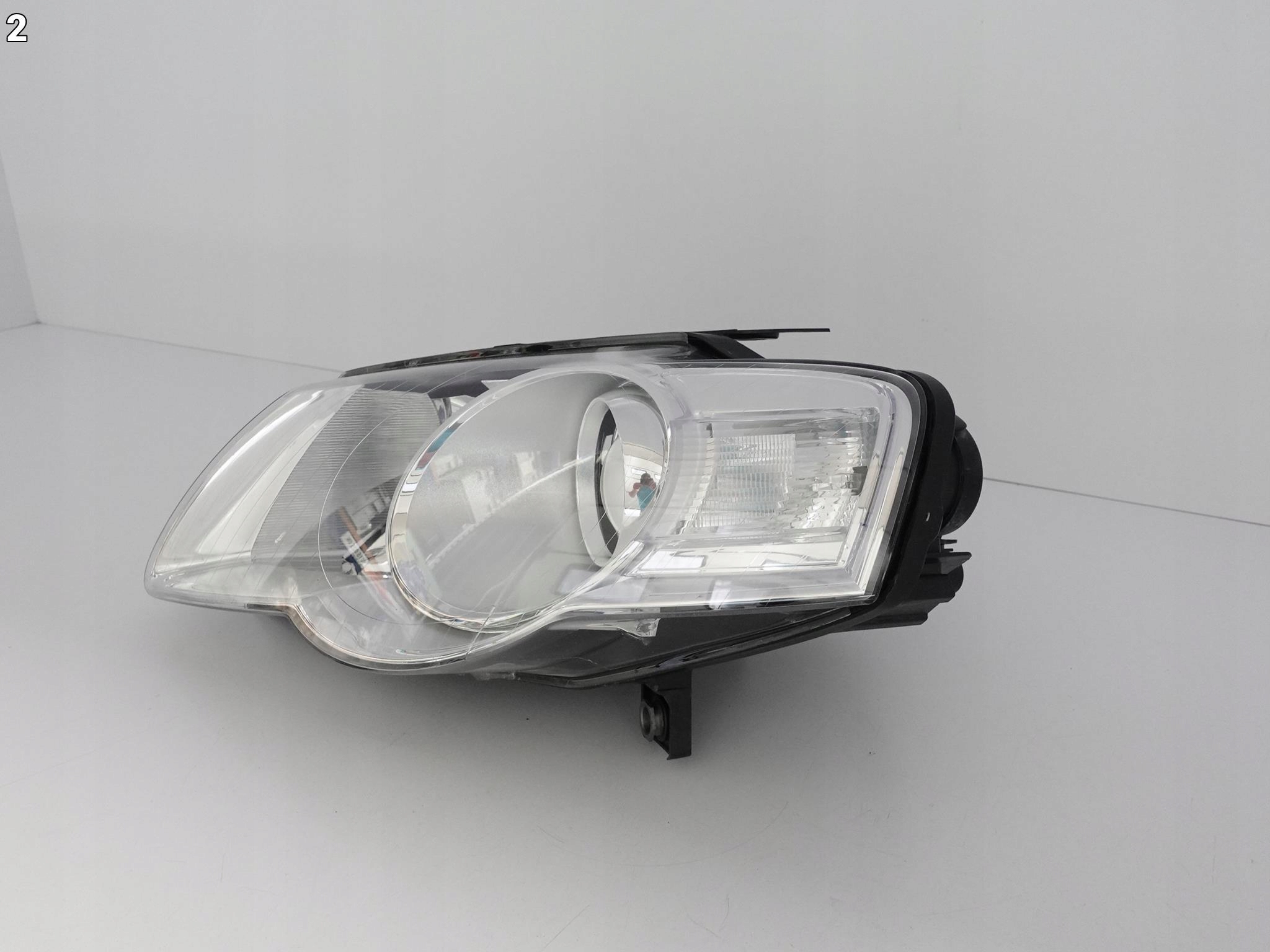 VW PASSAT B6 3C0 05-10 light left ZWYKLA H7 EU