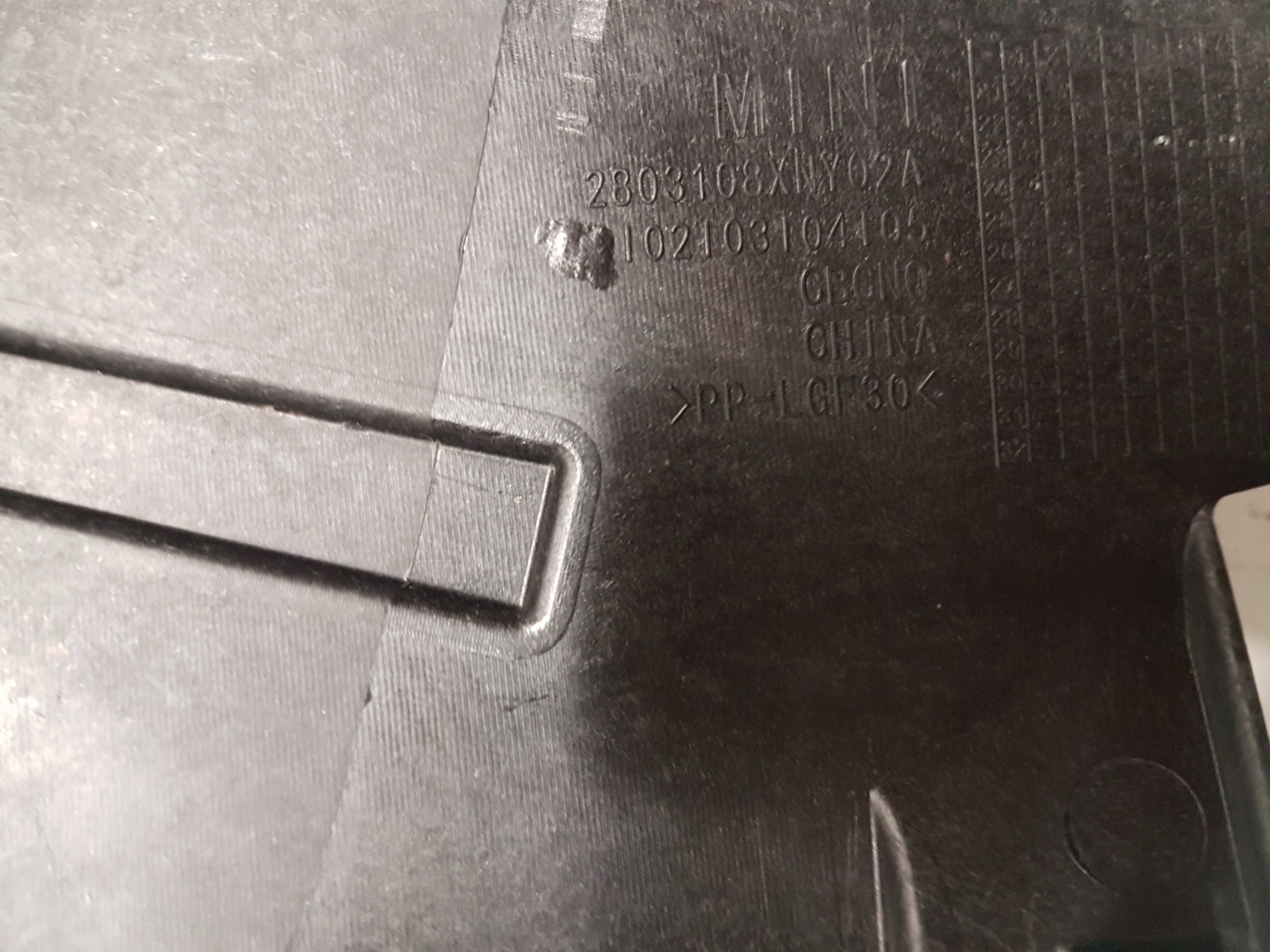 bumper bracket right front MINI F65 F66 J01 2803108XNY02A