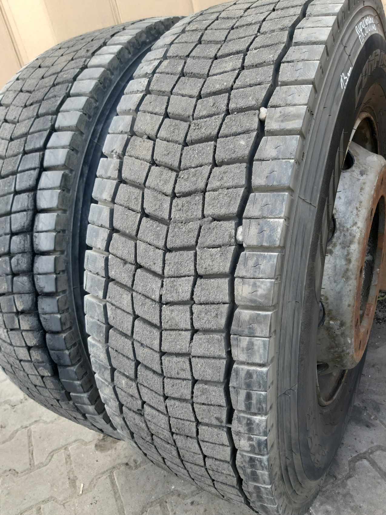 wheels tyres CIEZAROWE 2x COMPASAL CPD38 315/70 R22.5