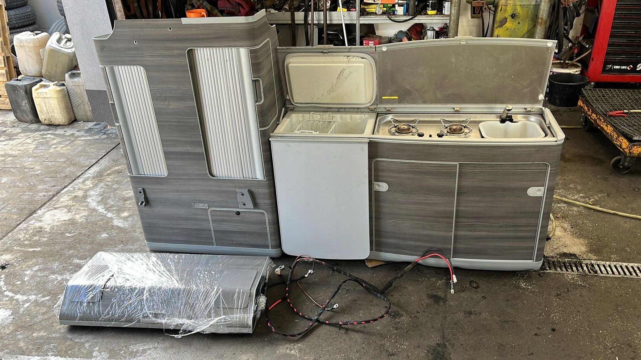 KUCHNIA MEBLE LODÓWKA VE T5 T6 CALIFORNIA