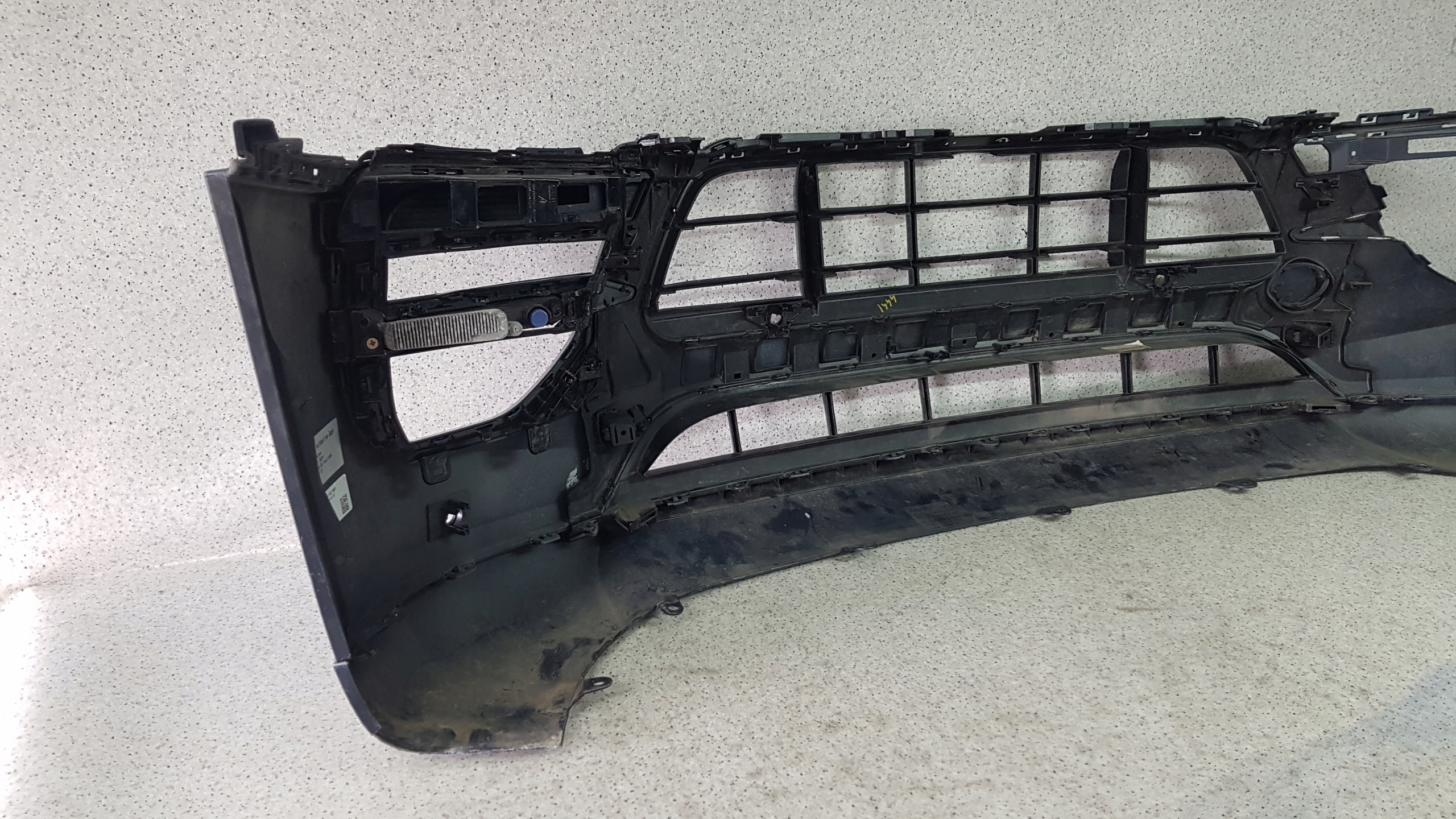 PORSCHE MACAN GTS TURBO 2018 - bumper front 9279
