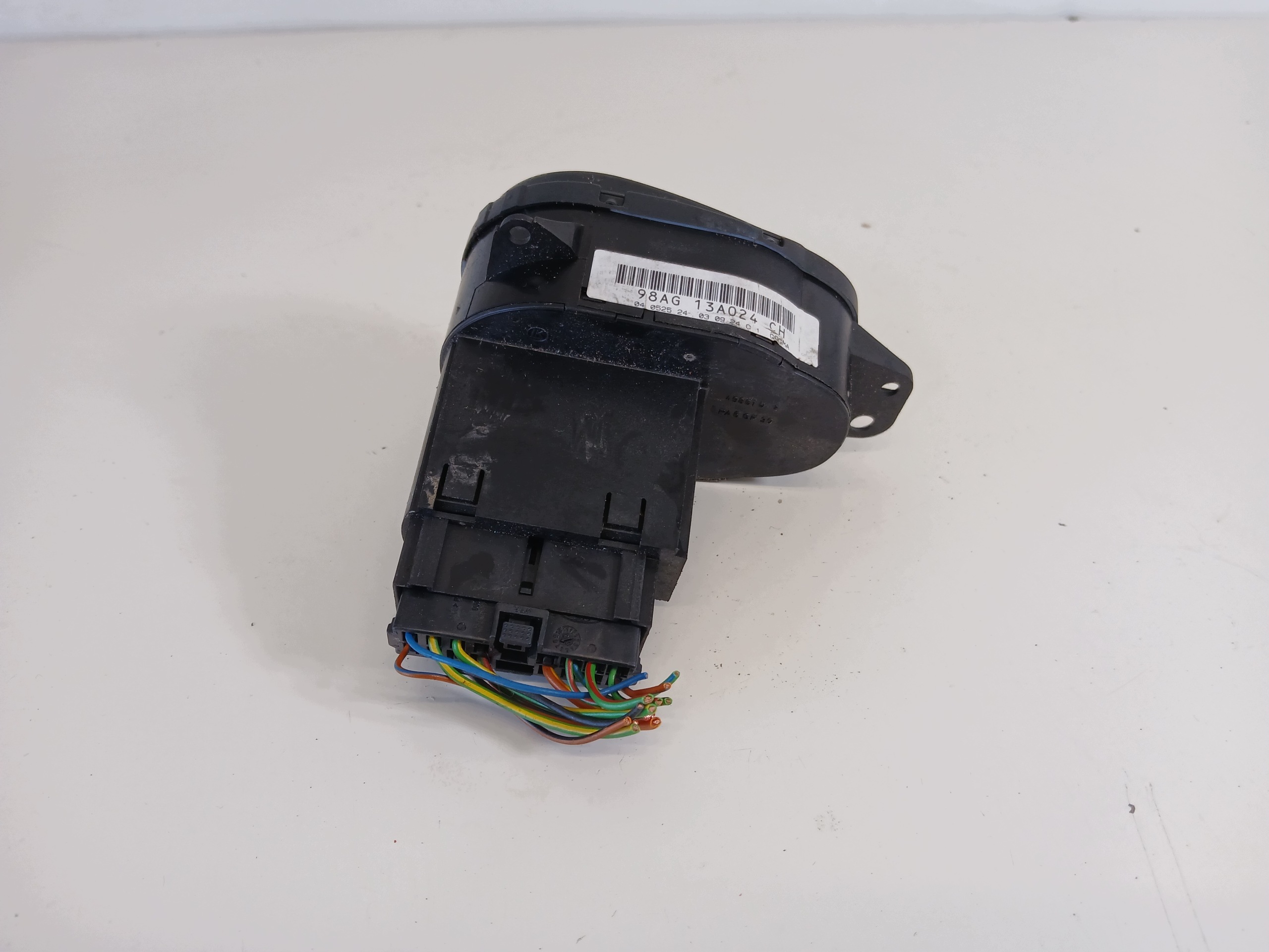 FORD FOCUS MK1 light switch 98AG13A024CH