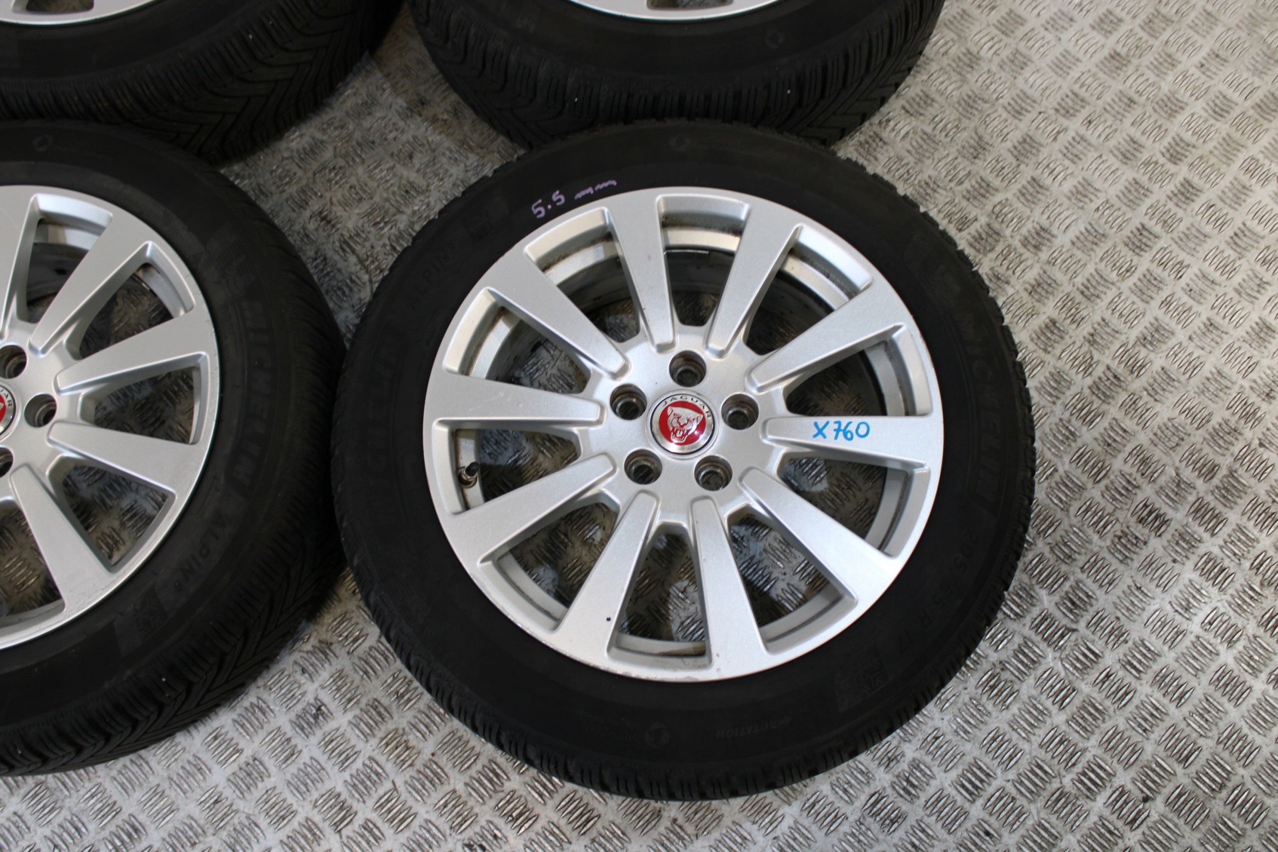 wheels discs disc JAGUAR XE X760 205/55 R17