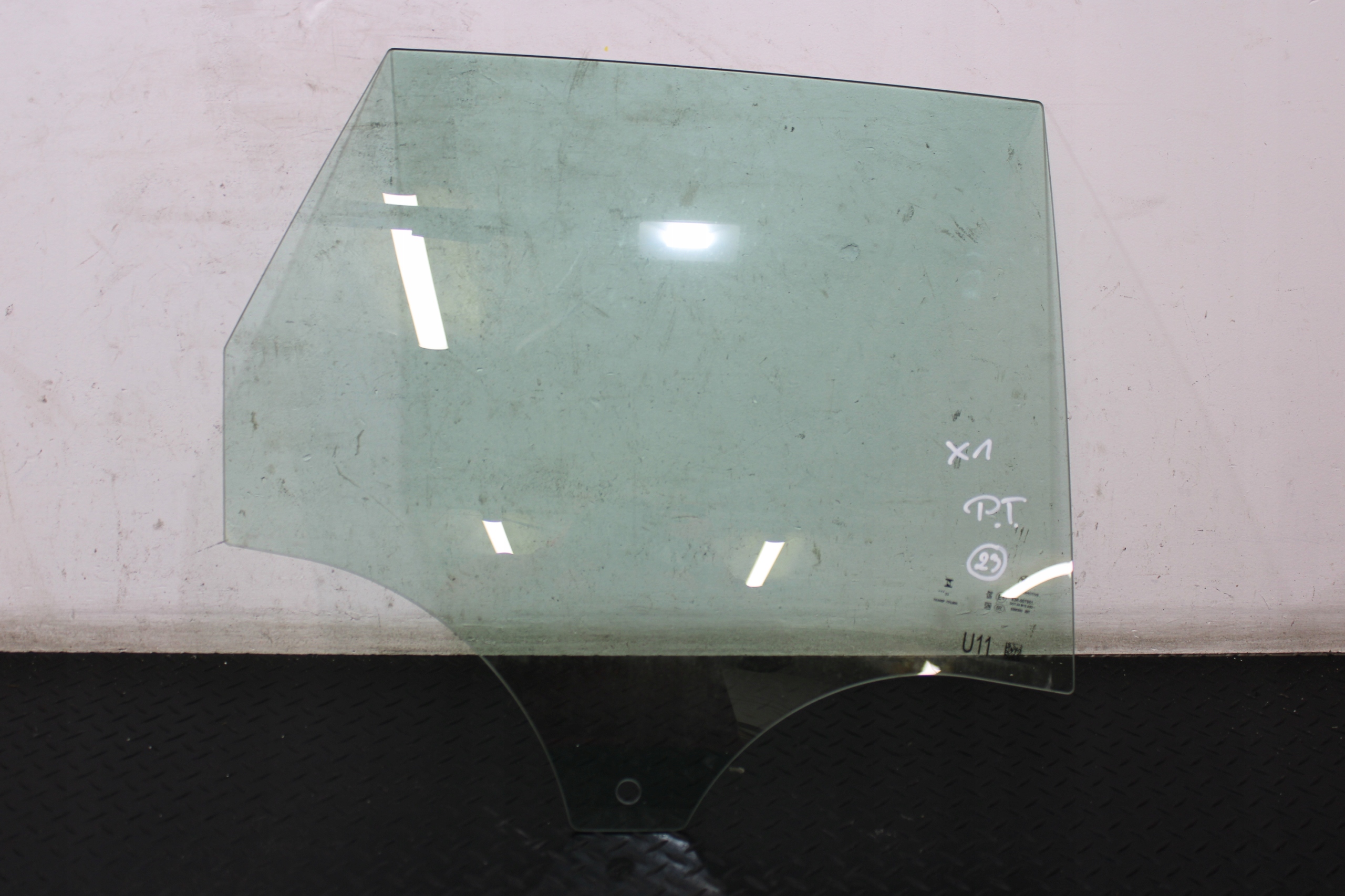 window door right rear part BMW X1 U11