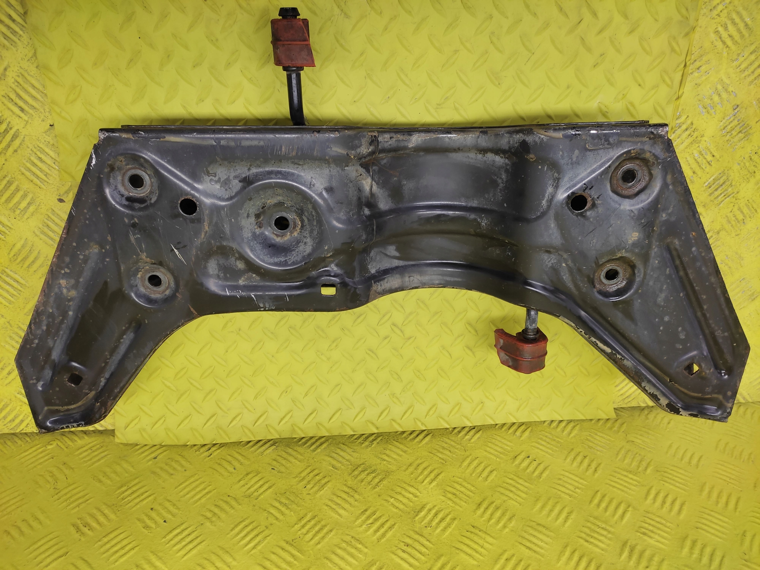 SKODA FABIA 1.6 subframe axle beam axle beam 6Q0199347