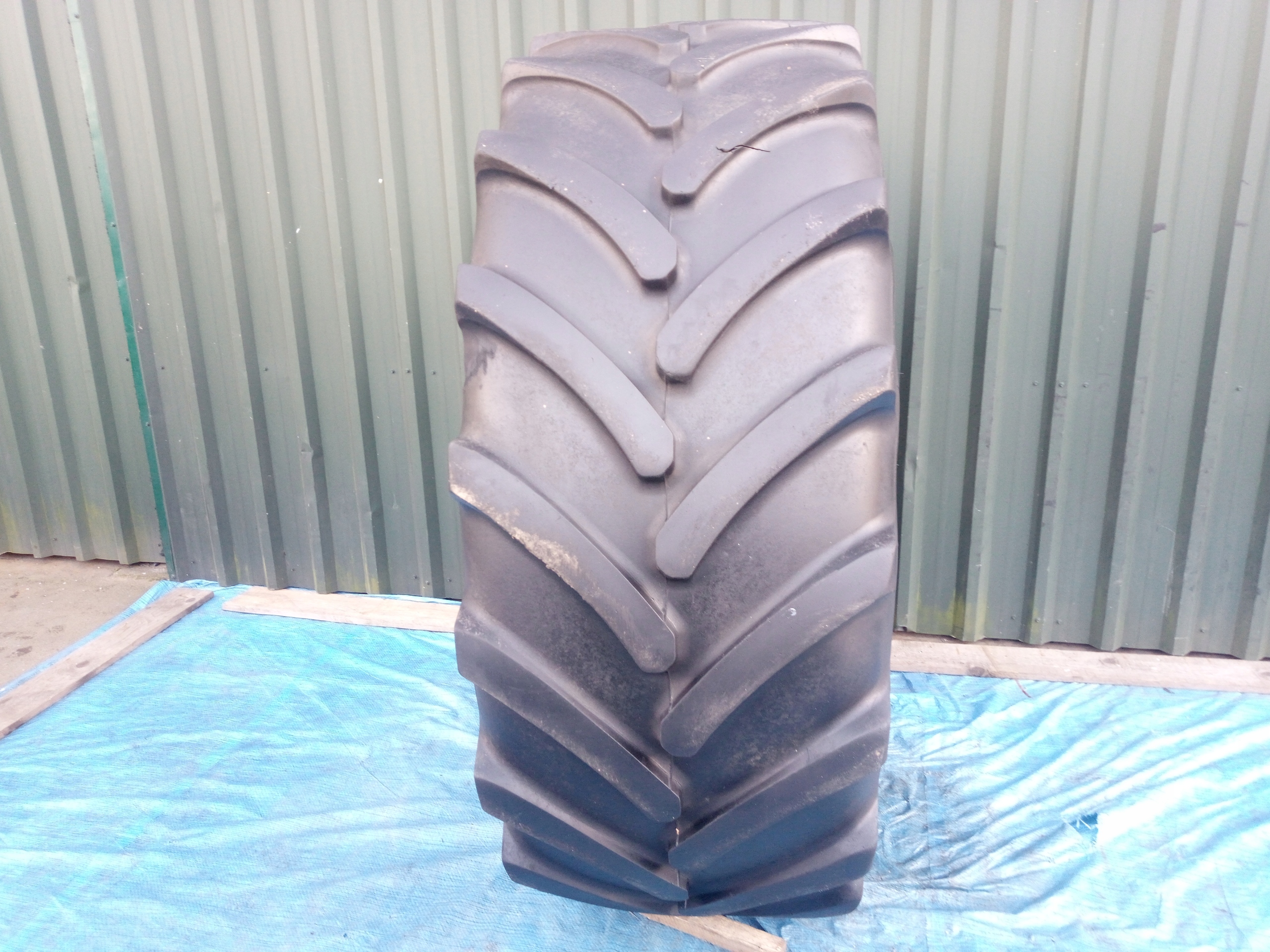 FIRESTONE 650/65-R 42 MAXI TRACTION ШИНЫ