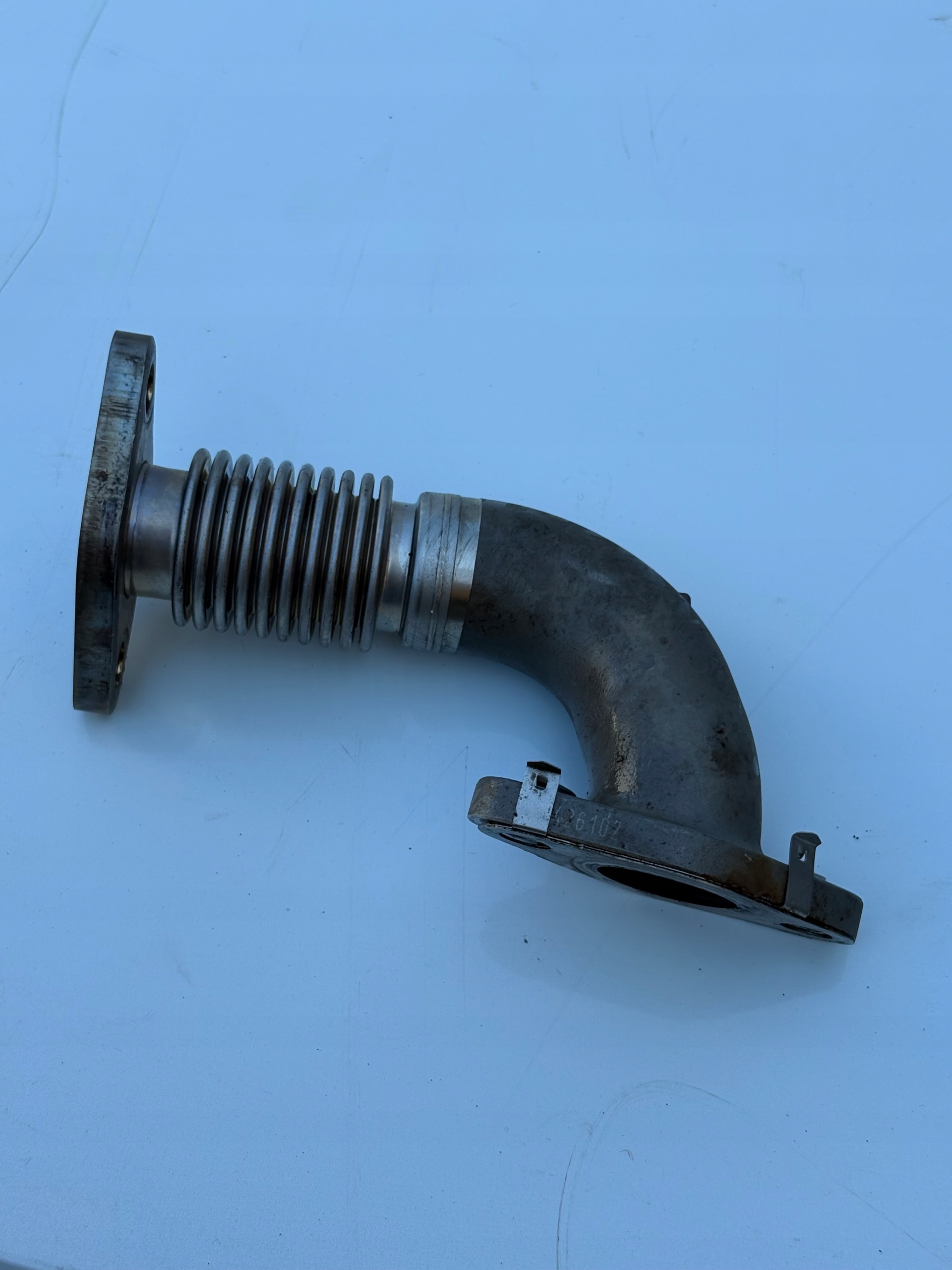 pipe wiring EGR VW 04L131521BB