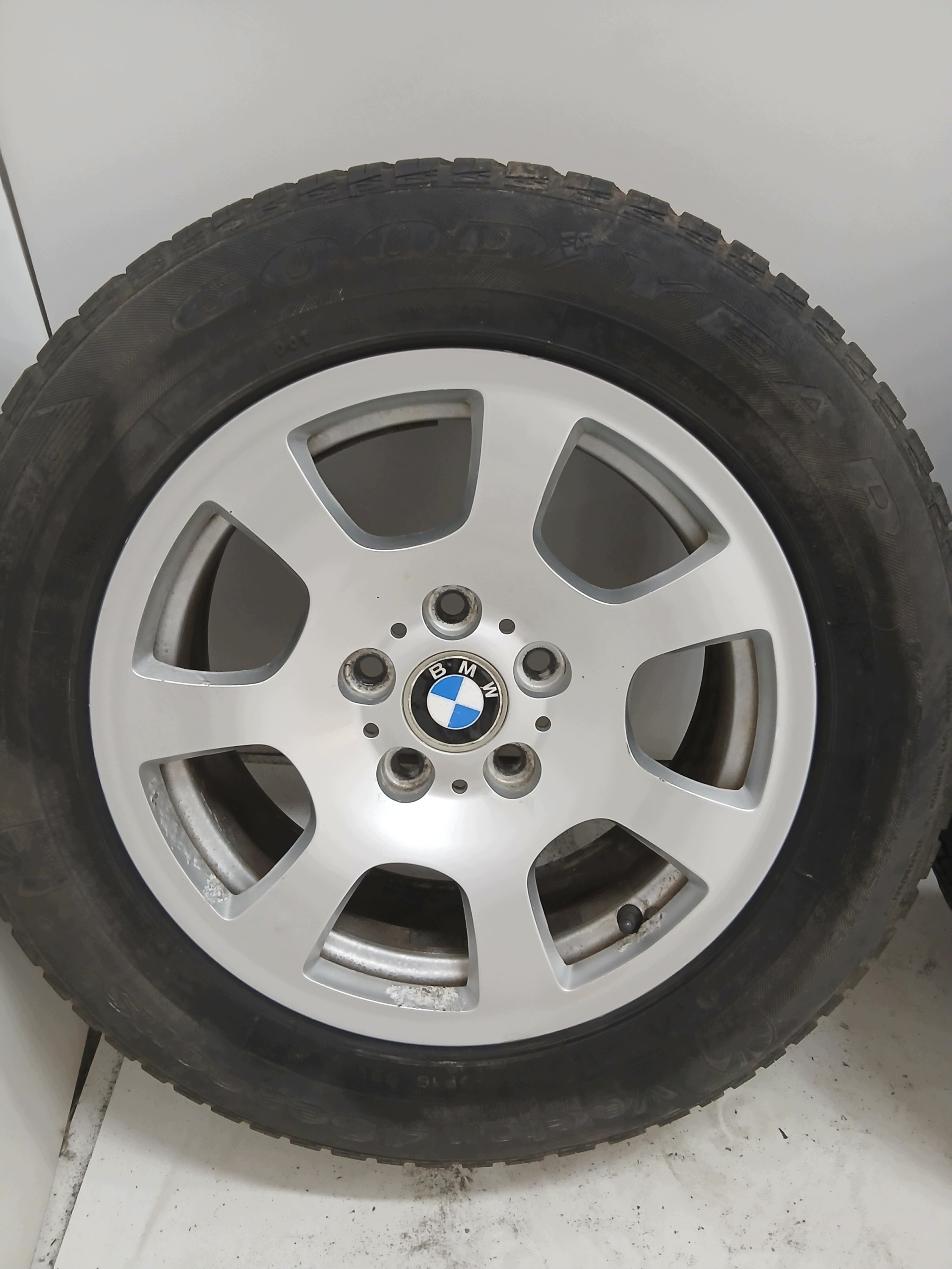 discs ALUMINIOOWE BMW E60 E61 16 CALI OE 6762000