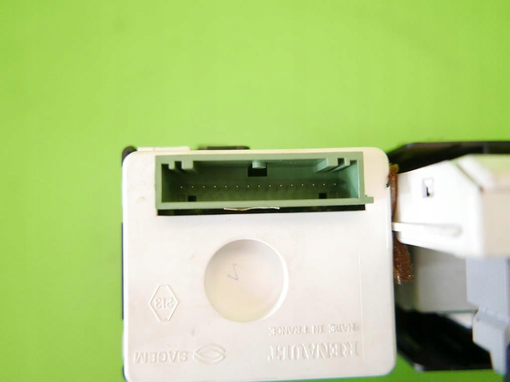 часы дисплей renault LAGUNA II