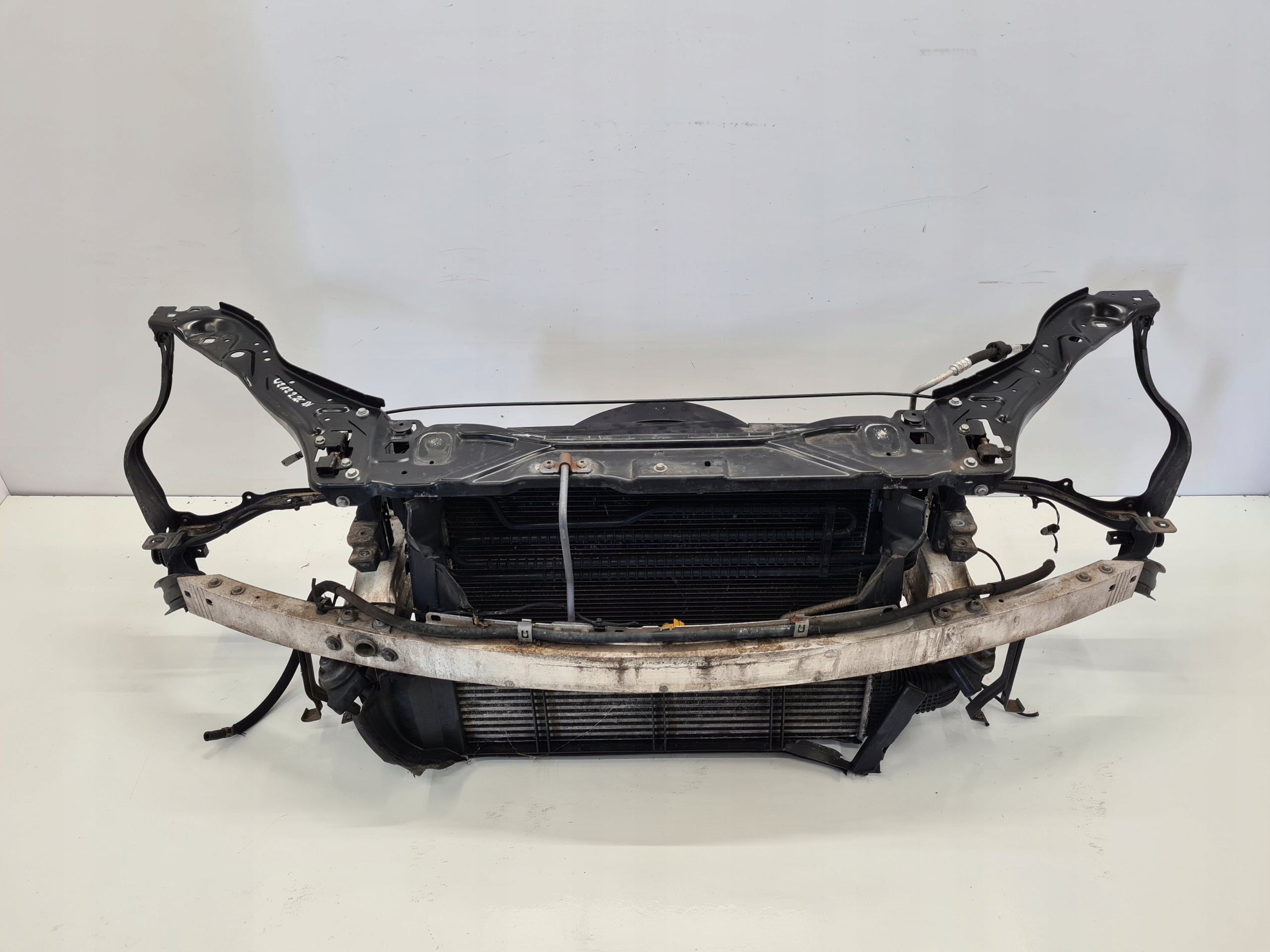MERCEDES W212 PAS PRZEDNI WZMOCNIENIE 2.2CDI AUTO