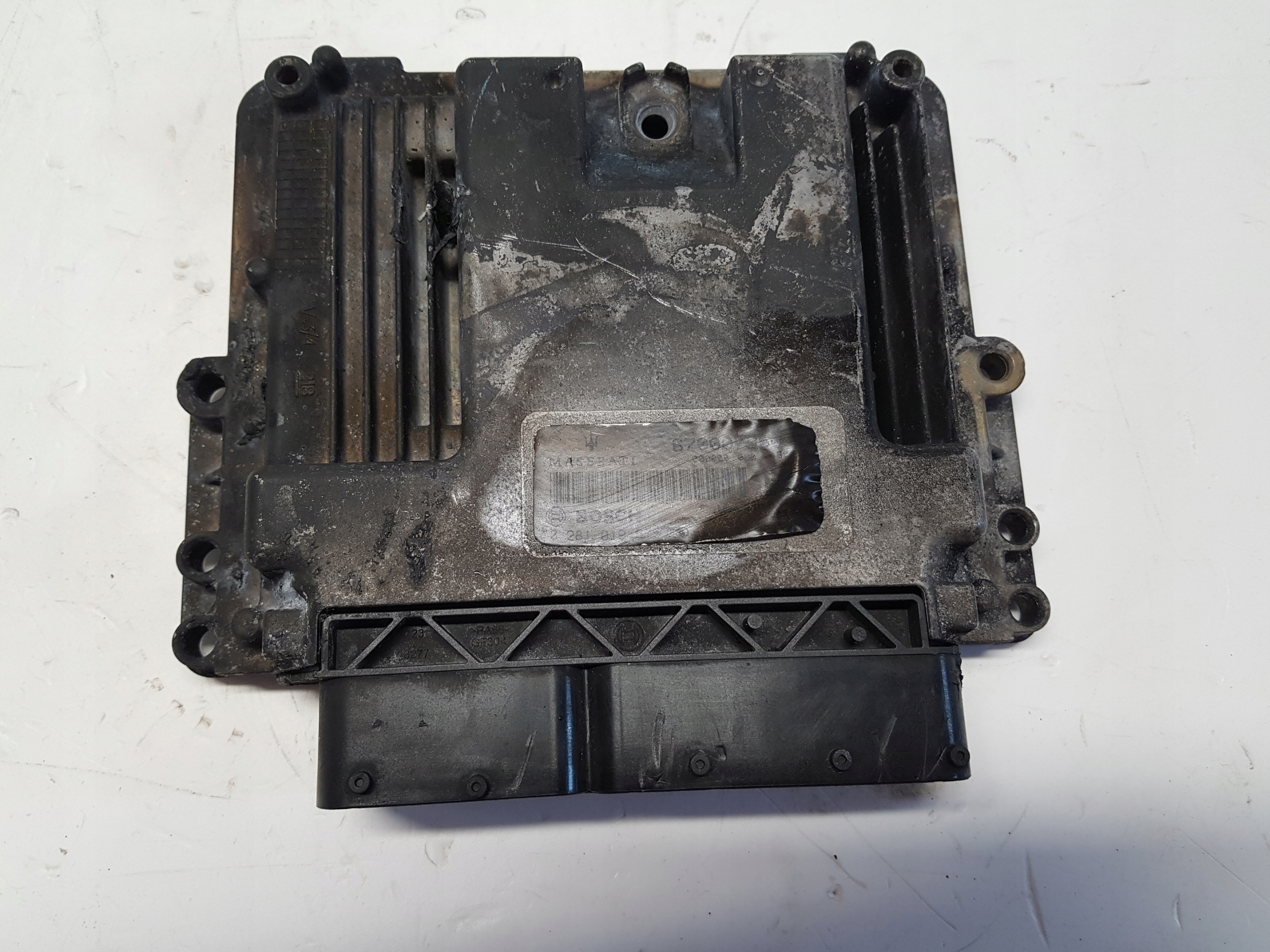 MASERATTI GHIBLI 3.0 d control unit of the engine 670007350