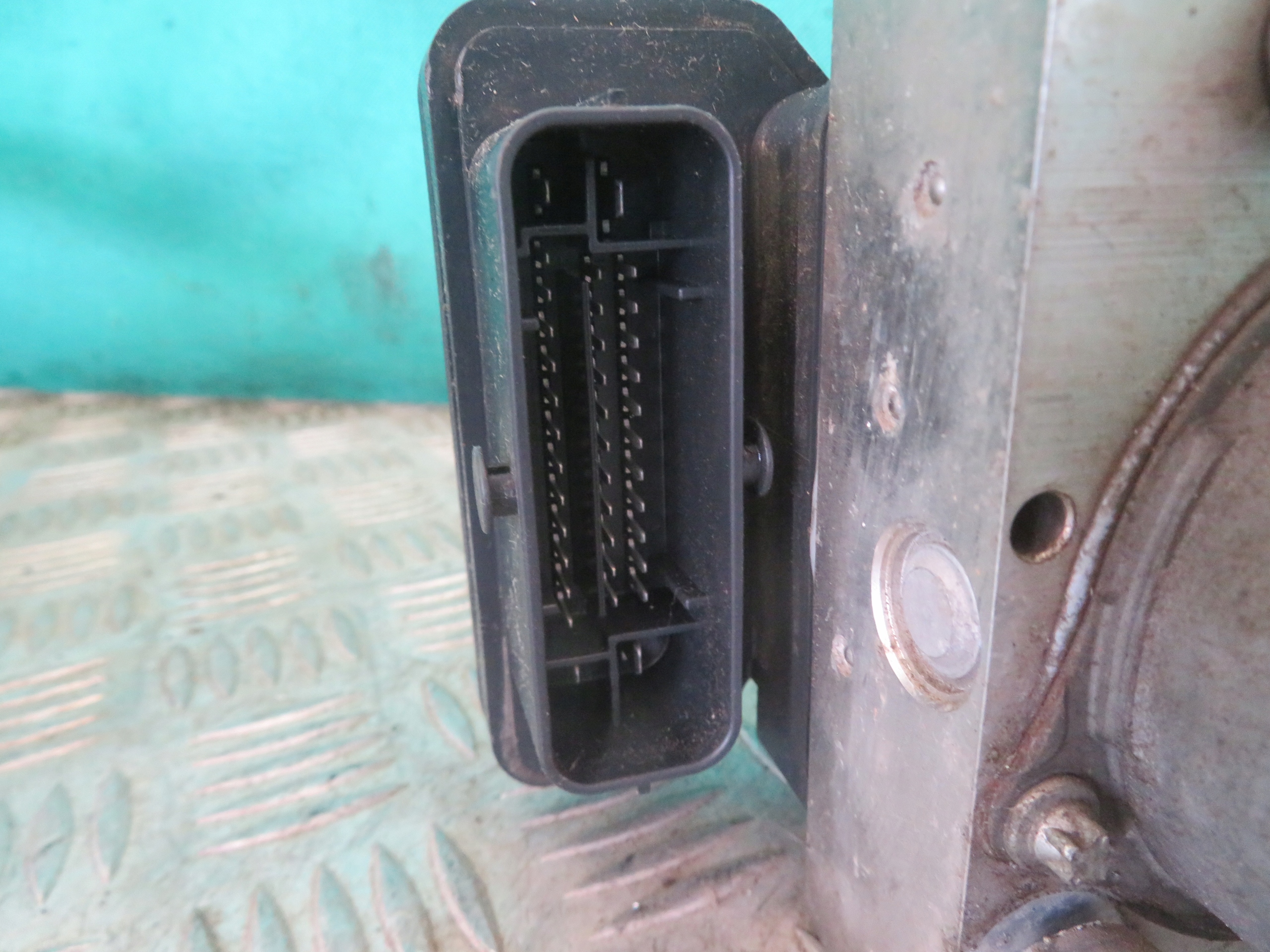 Pompa ABS IVECO DAILY 2.3 22R 0265290127