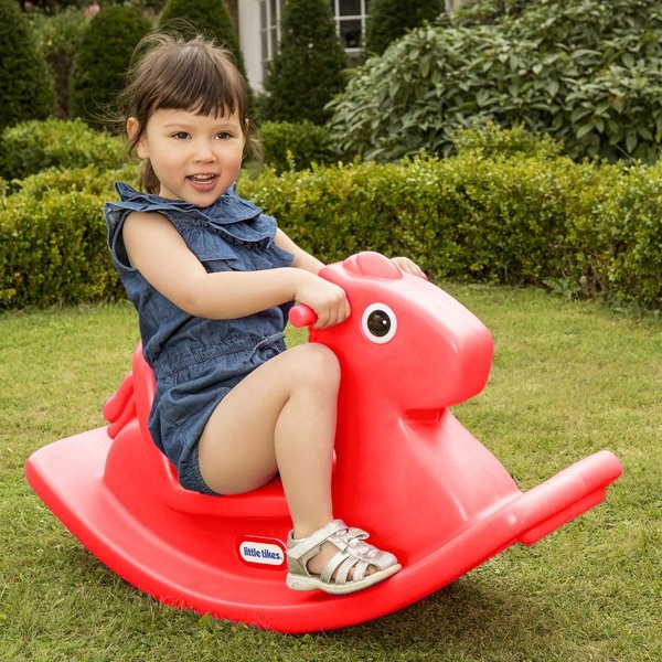 Gugalni konjiček Little Tikes Horse Red Rocker EAN (GTIN) 0050743116704