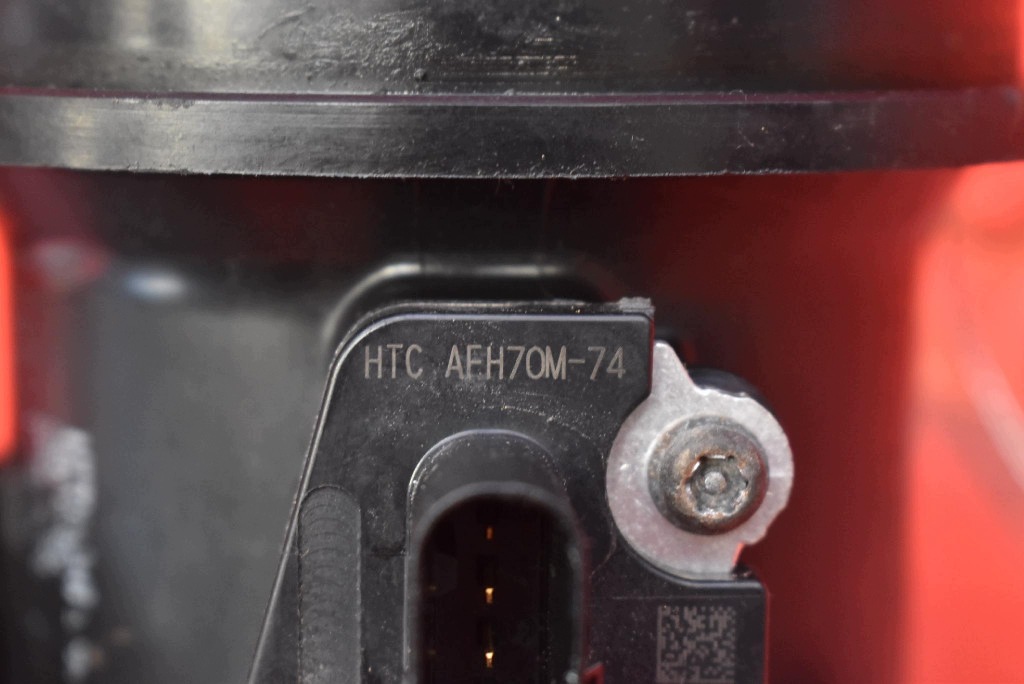 flow meter AFH70M-74 AUDI Q5 8R 3.0 TDI 239 KM 12-17