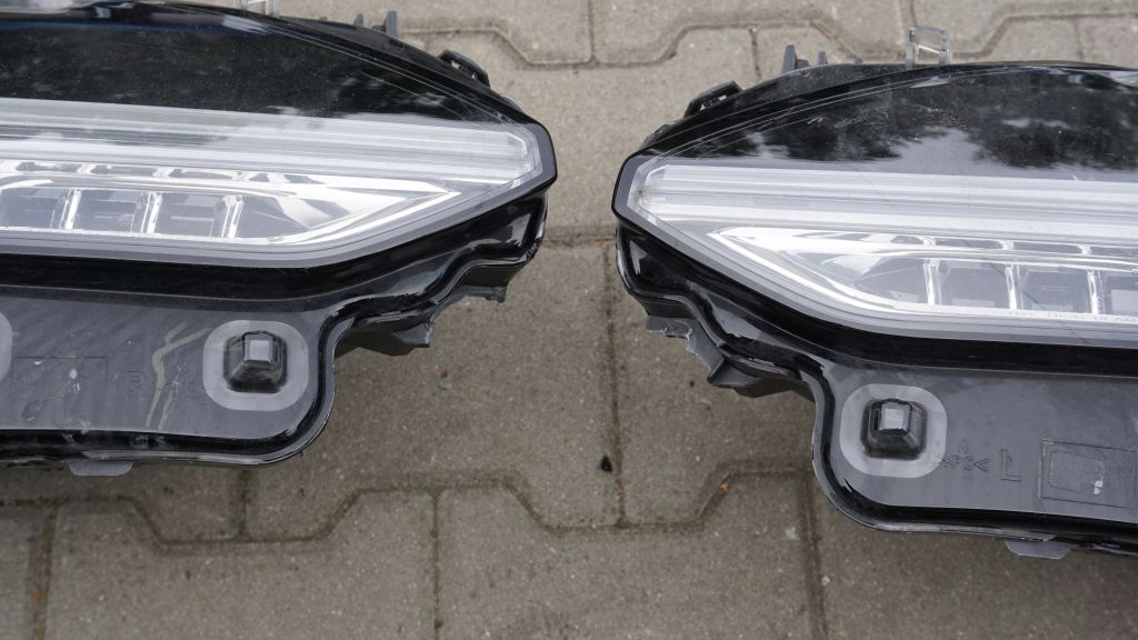 VOLVO S90 V90 CC - light left right front FULL LED KPL.