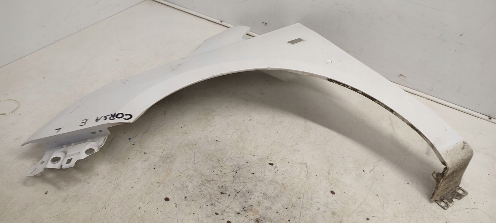 fender left front front Opel Corsa E