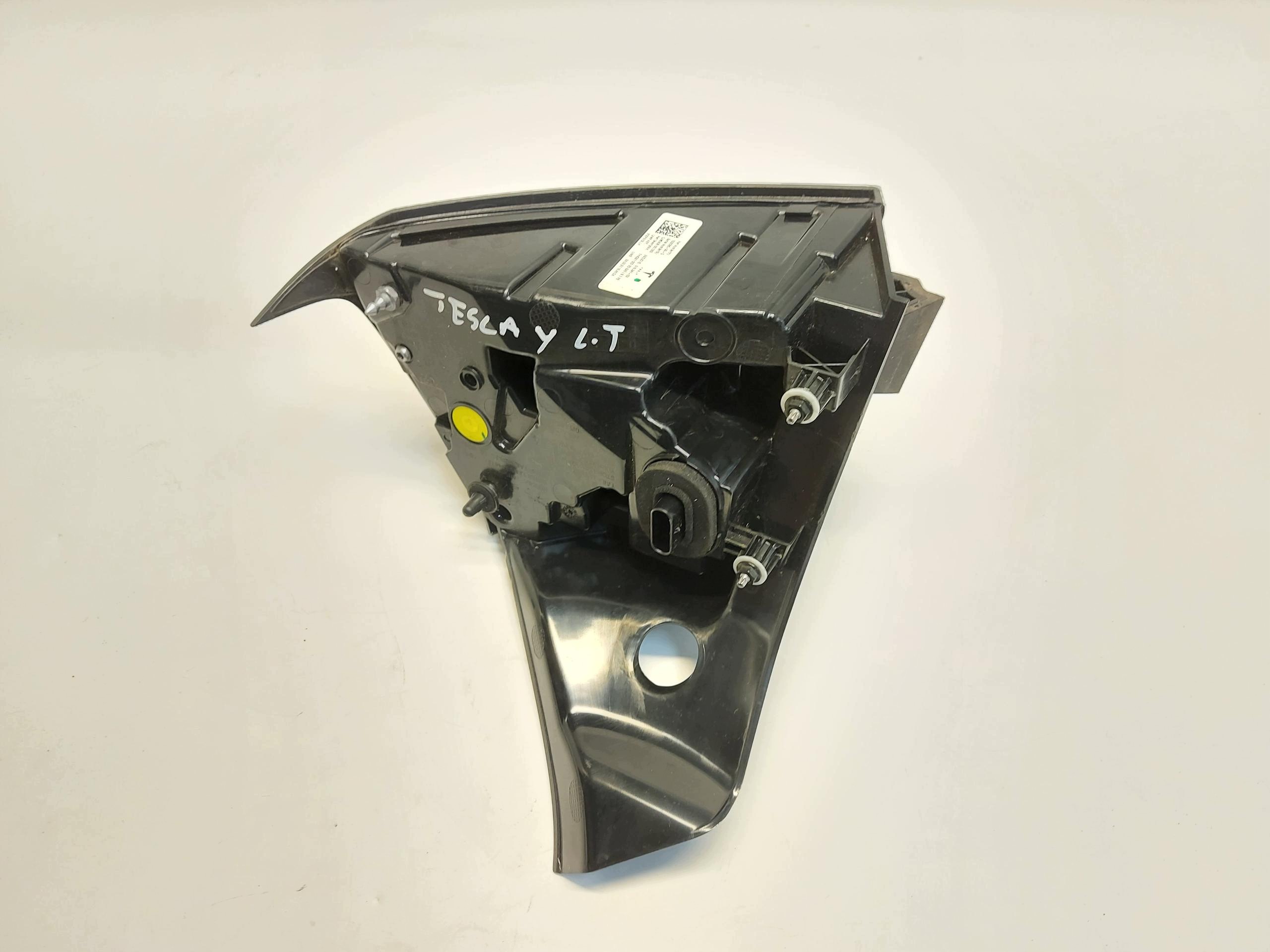 TESLA MODEL Y 2024r far lijevi stražnji dio 1502086-99-D