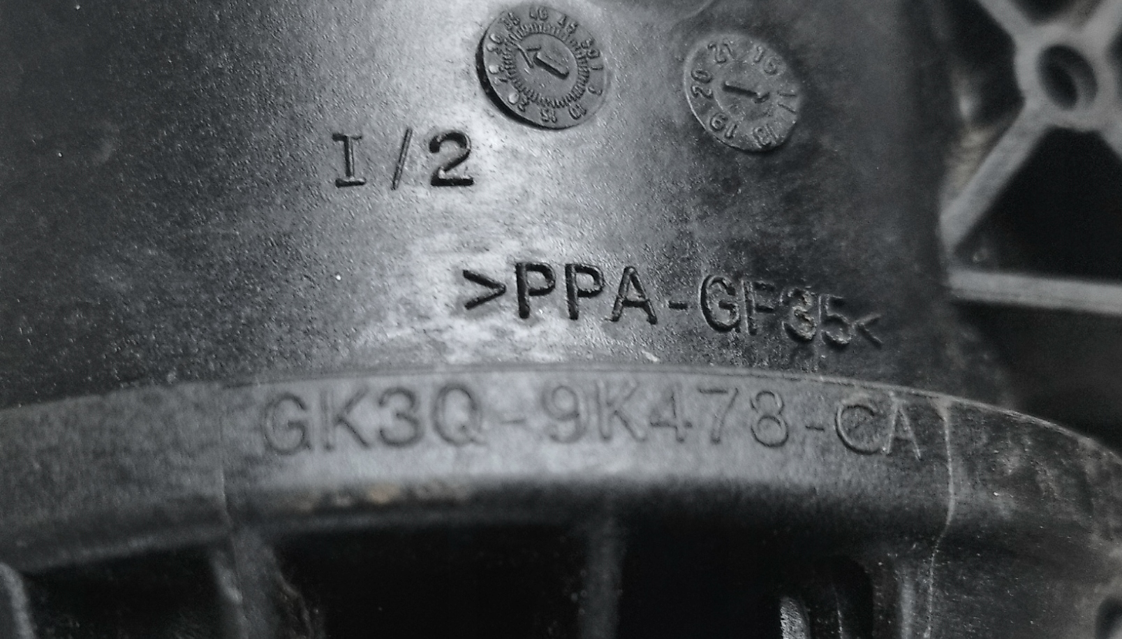 OBUDOWA TERMOSTATU FORD TRANSIT MK8 GK30-9K478-CA Numer katalogowy części GK30-9K478-CA OEM