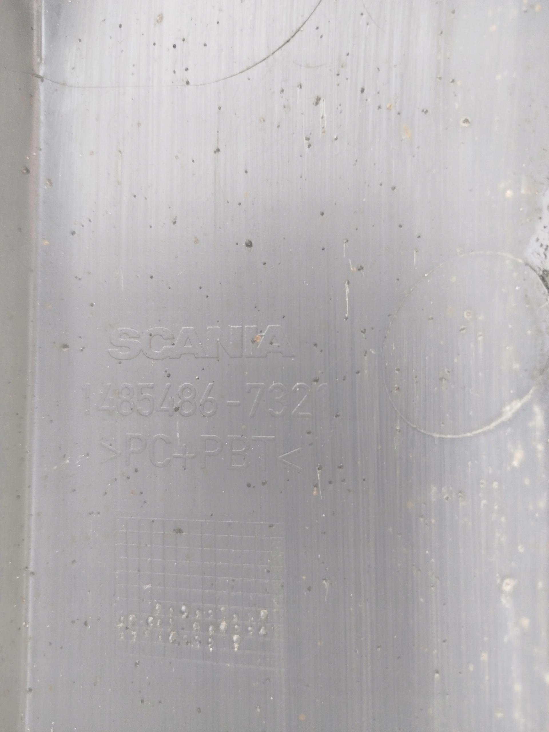 NADKOLE PODKABINOWE PRAWE LEWE SCANIA R Producent części Inny