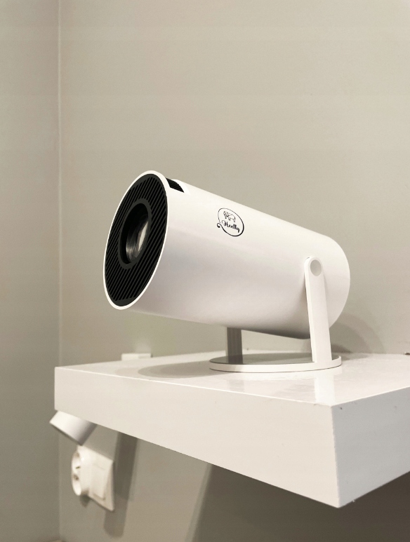 PROJEKTOR RZUTNIK ANDROID TV WIFI FULL HD PRZENOŚNY SMART GŁOŚNIK OBROTOWY Kod producenta PROJEKTOR SMART GŁOŚNIK OBROTOWY