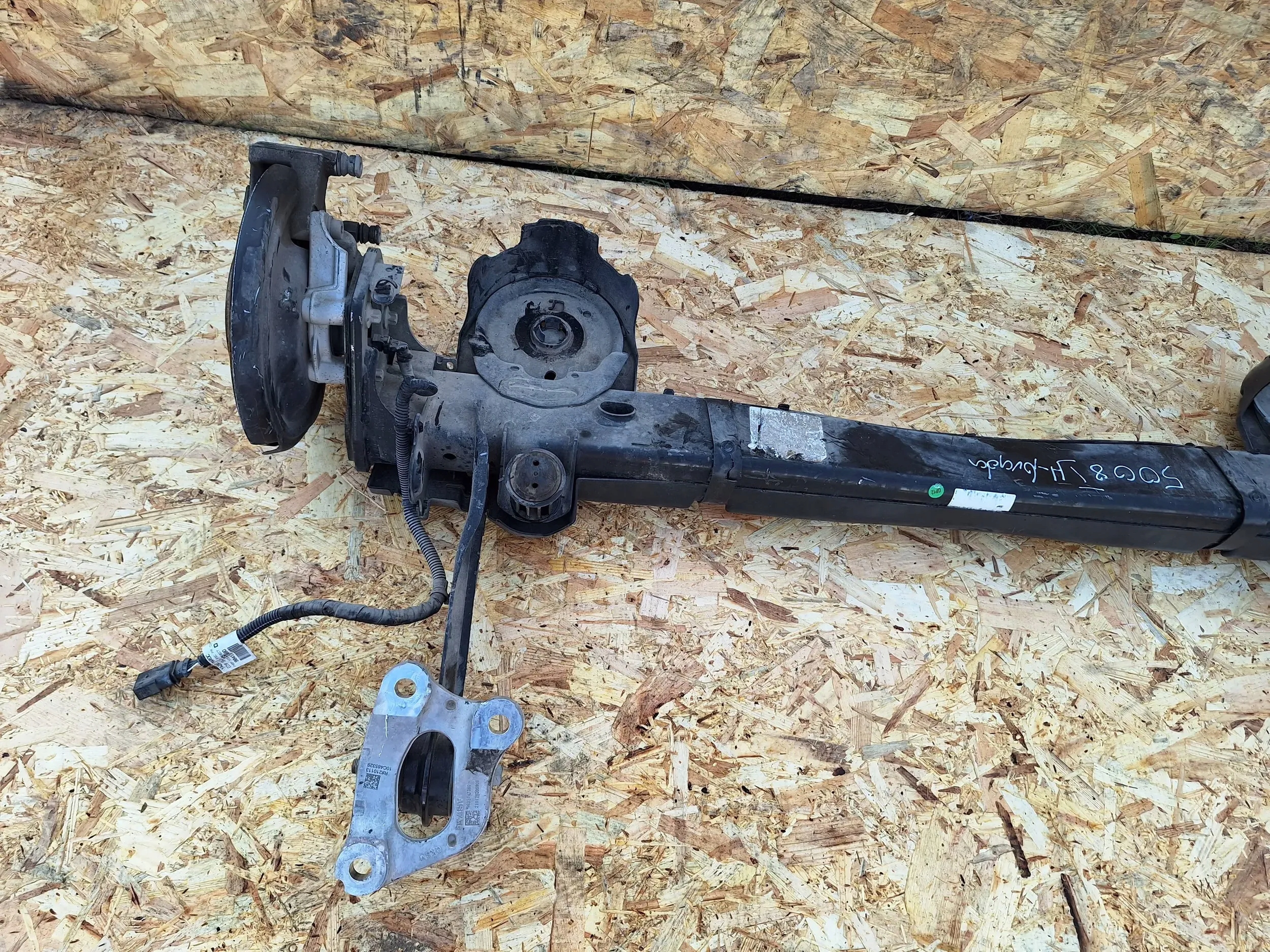 Oś tył Opel Mokka II B Citroen C3 DS3 Elektryk Numer katalogowy części AVN10436