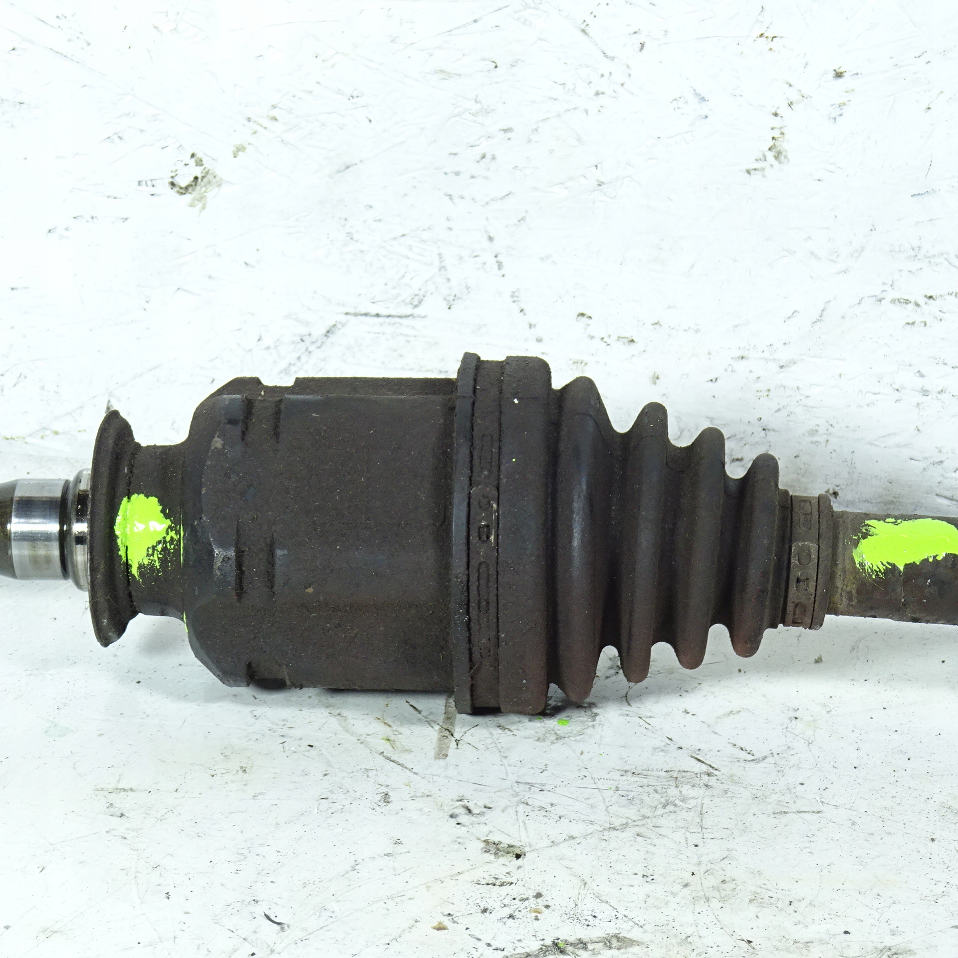 TOYOTA RAV4 II 2.0D4D semi-axis right front