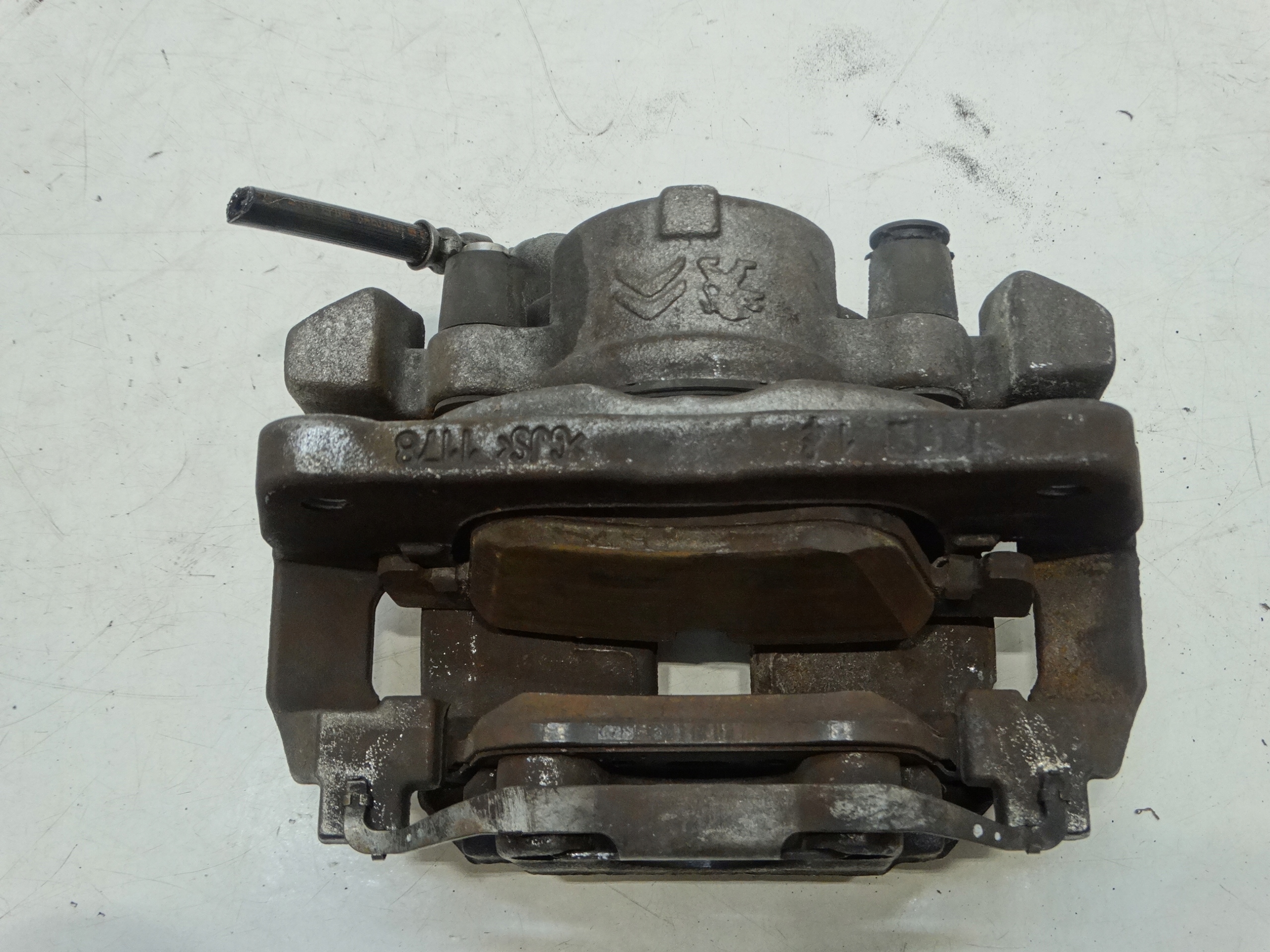 caliper brake left front PEUGEOT 3008 II 23R. 66TYS.KM