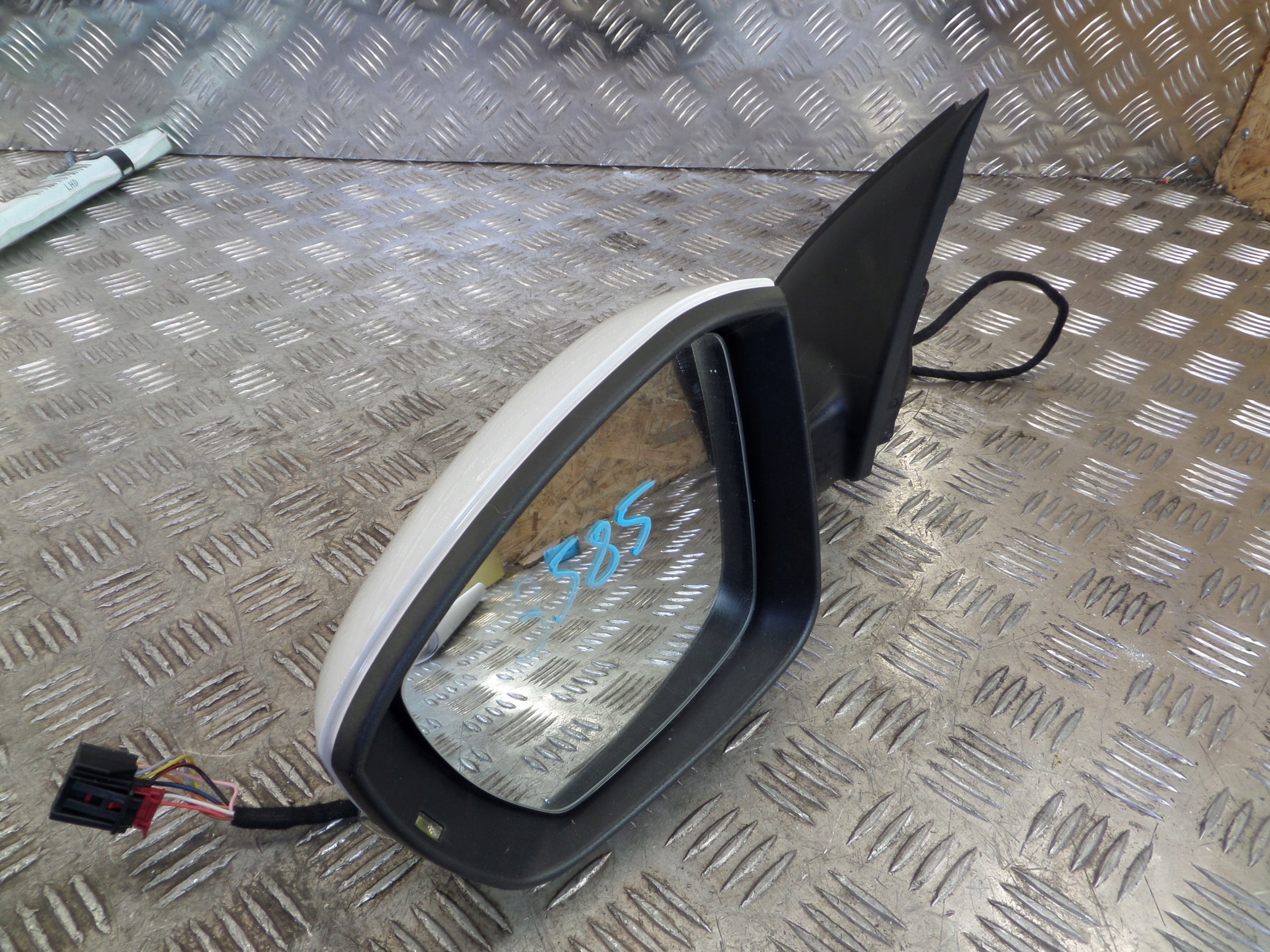 SKODA OCTAVIA III mirror left 5E0857934 LF9E 9pin