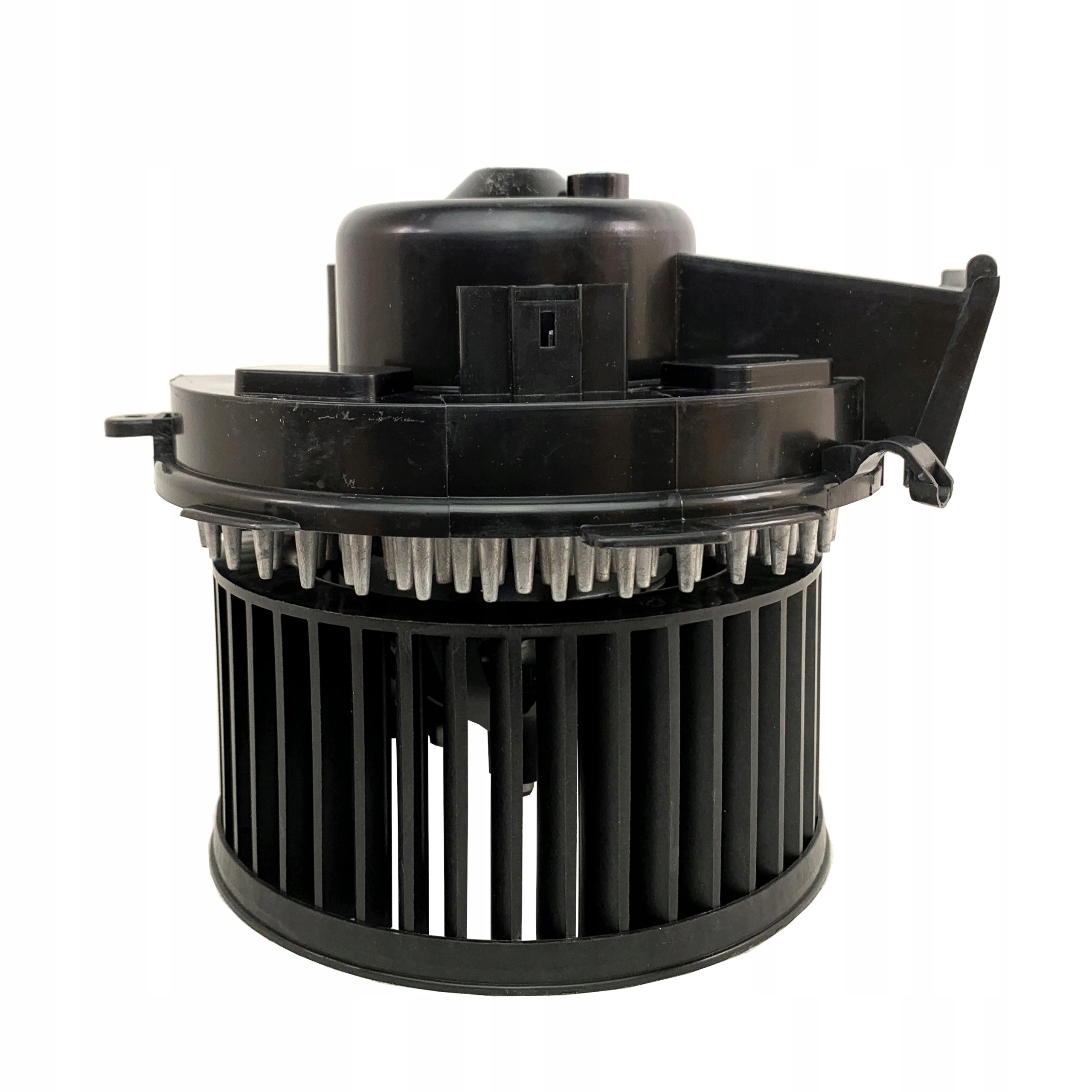 693699 - ДВИГУН ВЕНТИЛЯТОР PEUGEOT 206 1998-2012 ВЕНТИЛЯТОР