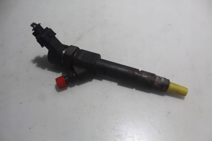 WTRYSKI WTRYSKIWACZE MEGANE SCENIC I 1.9DCI