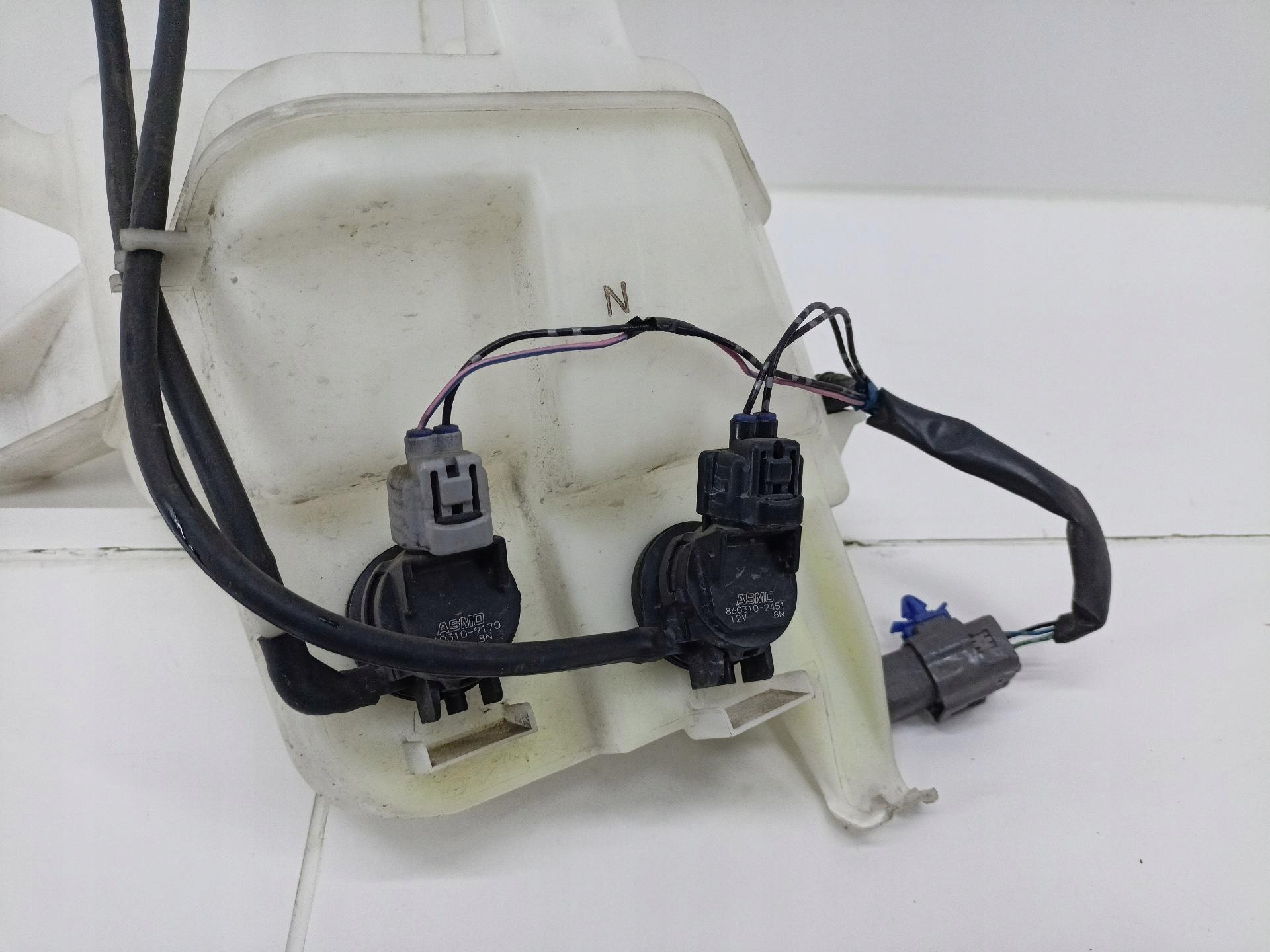 Behälter der Spritzdüse Mazda 6 2 facelift GH 2011 GS1E67480