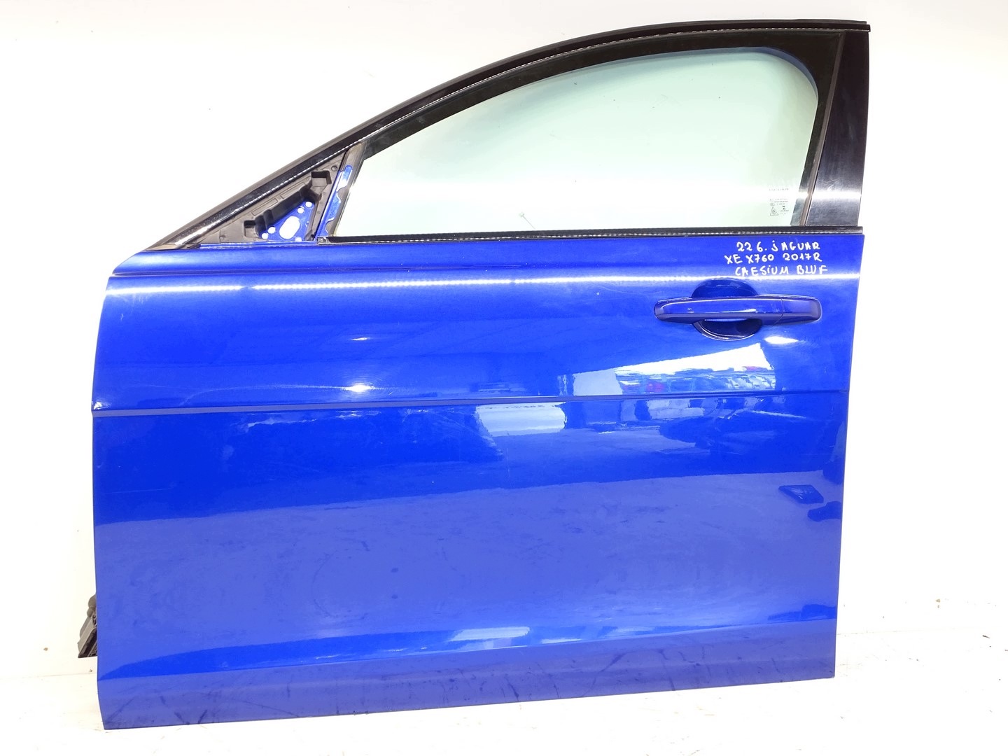 door left front left front JAGUAR XE X760 CAESIUM BLUE