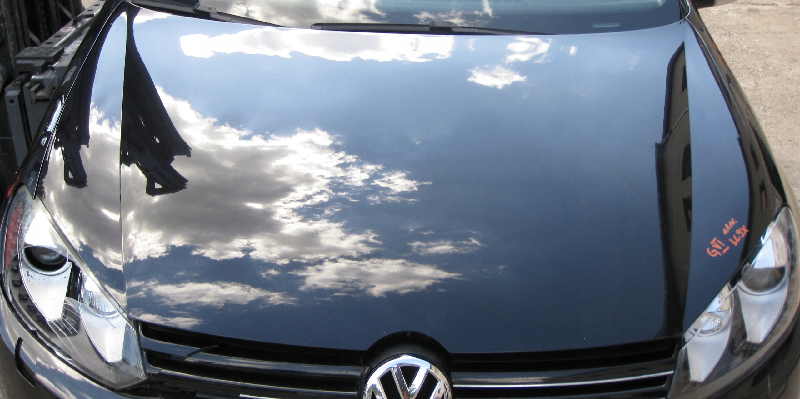 VW GOLF VI KOMBI 11R motorhaube der Räder. LC9X