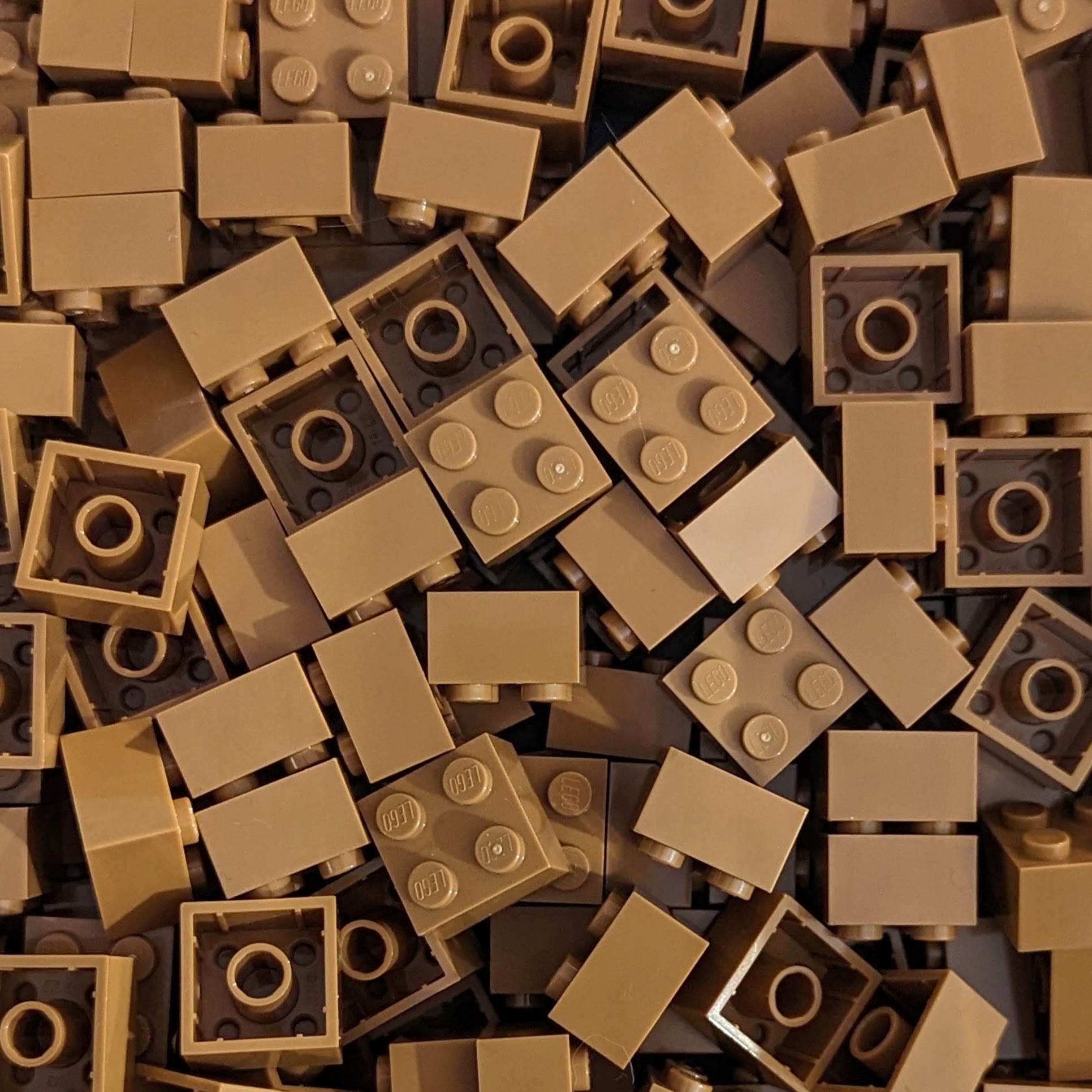 

Pakiet Lego 3003 Klocek 2x2 średni nugatowy 10sztN