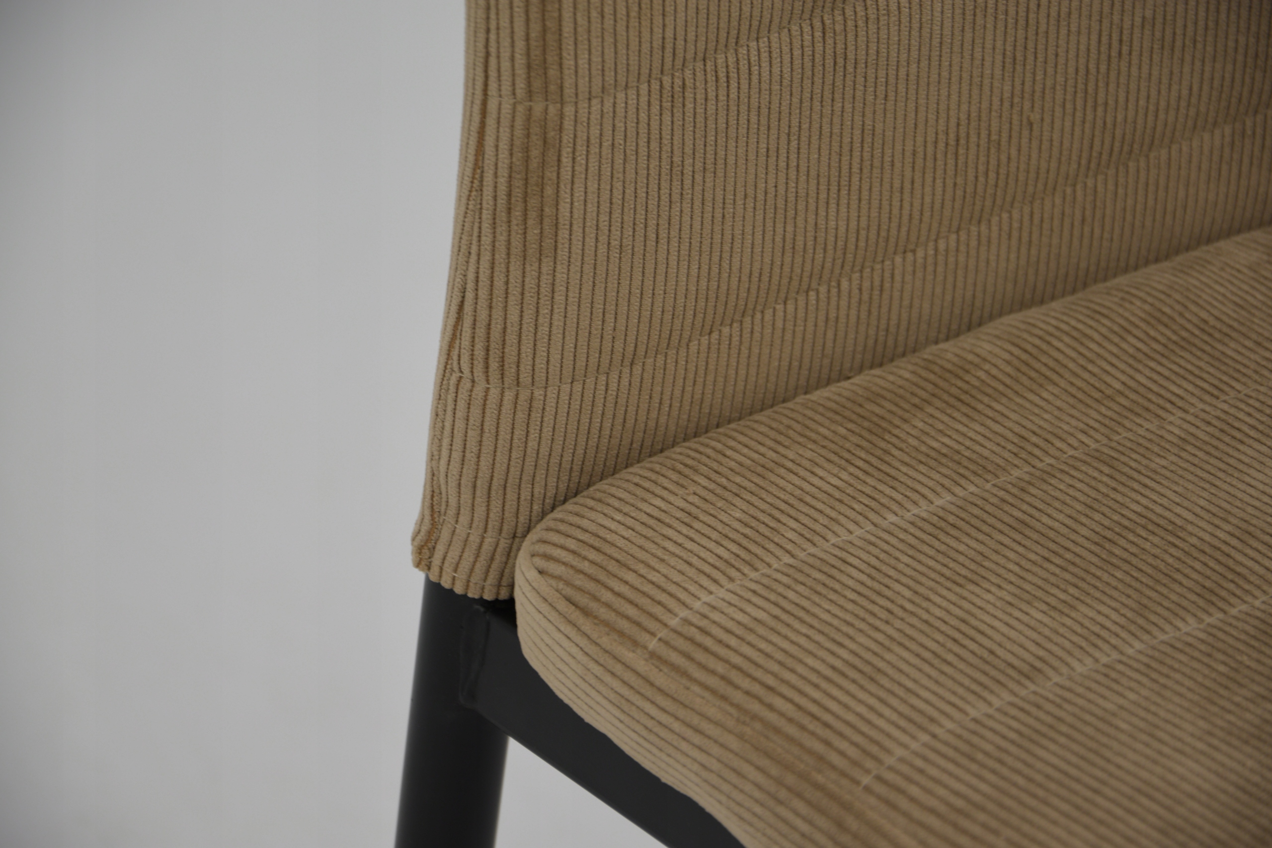 10x tapicerowane krzesła do SALONU stół rozkładany Kolor obicia odcienie beżu