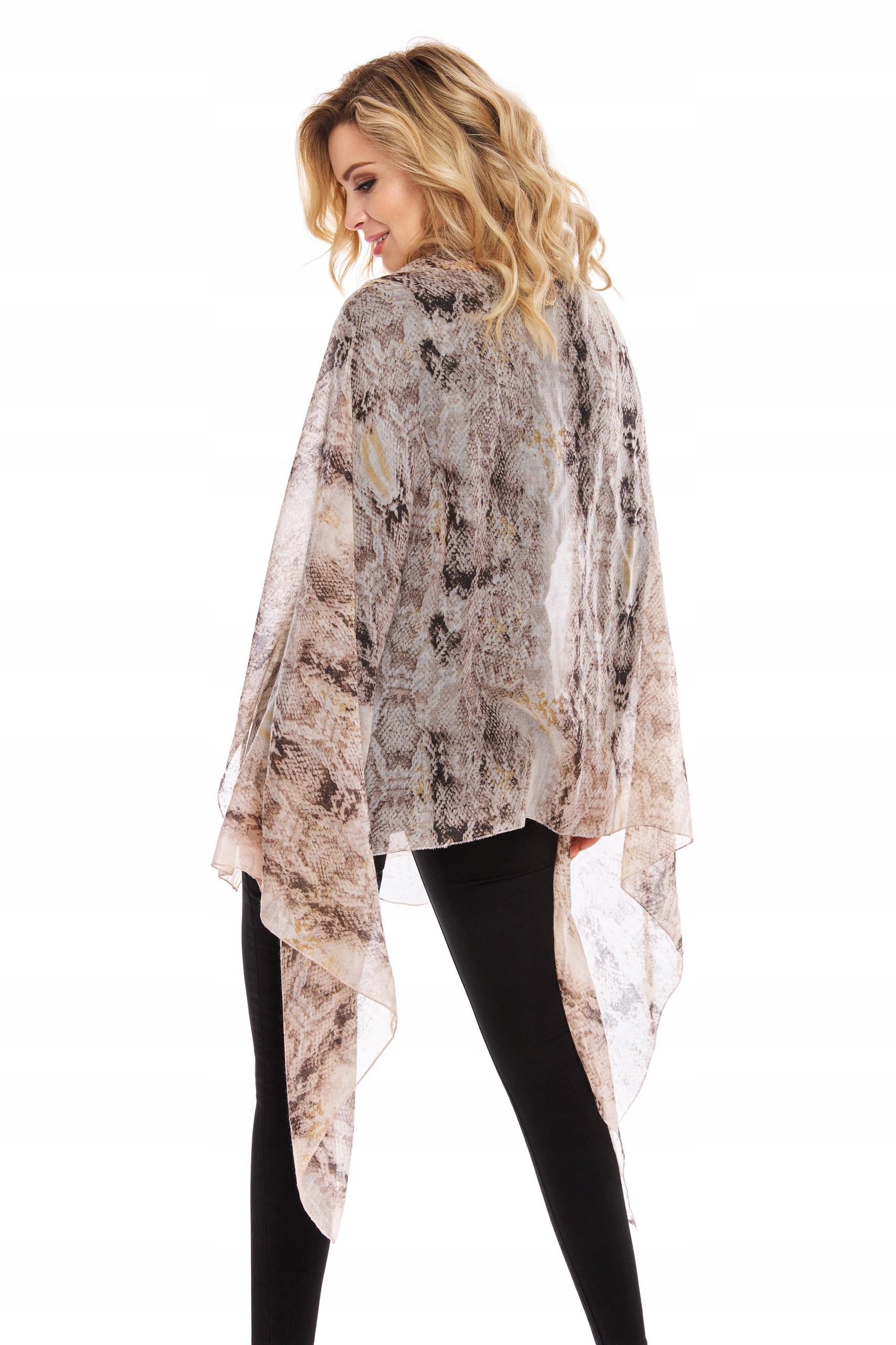 SZAL DAMSKI beż wzór wężowy zwierzęcy Rodzaj szal