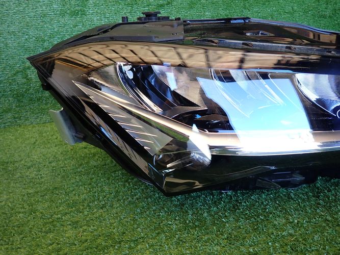 SKODA SUPERB IV FULL LED 23- reflektor right light right