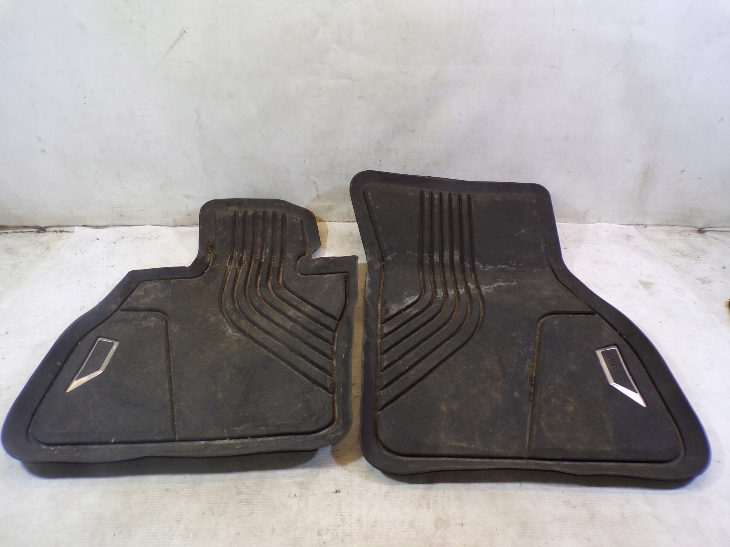 tappetini in gomma Anteriore BMW E87 ORYGINALY (K2)