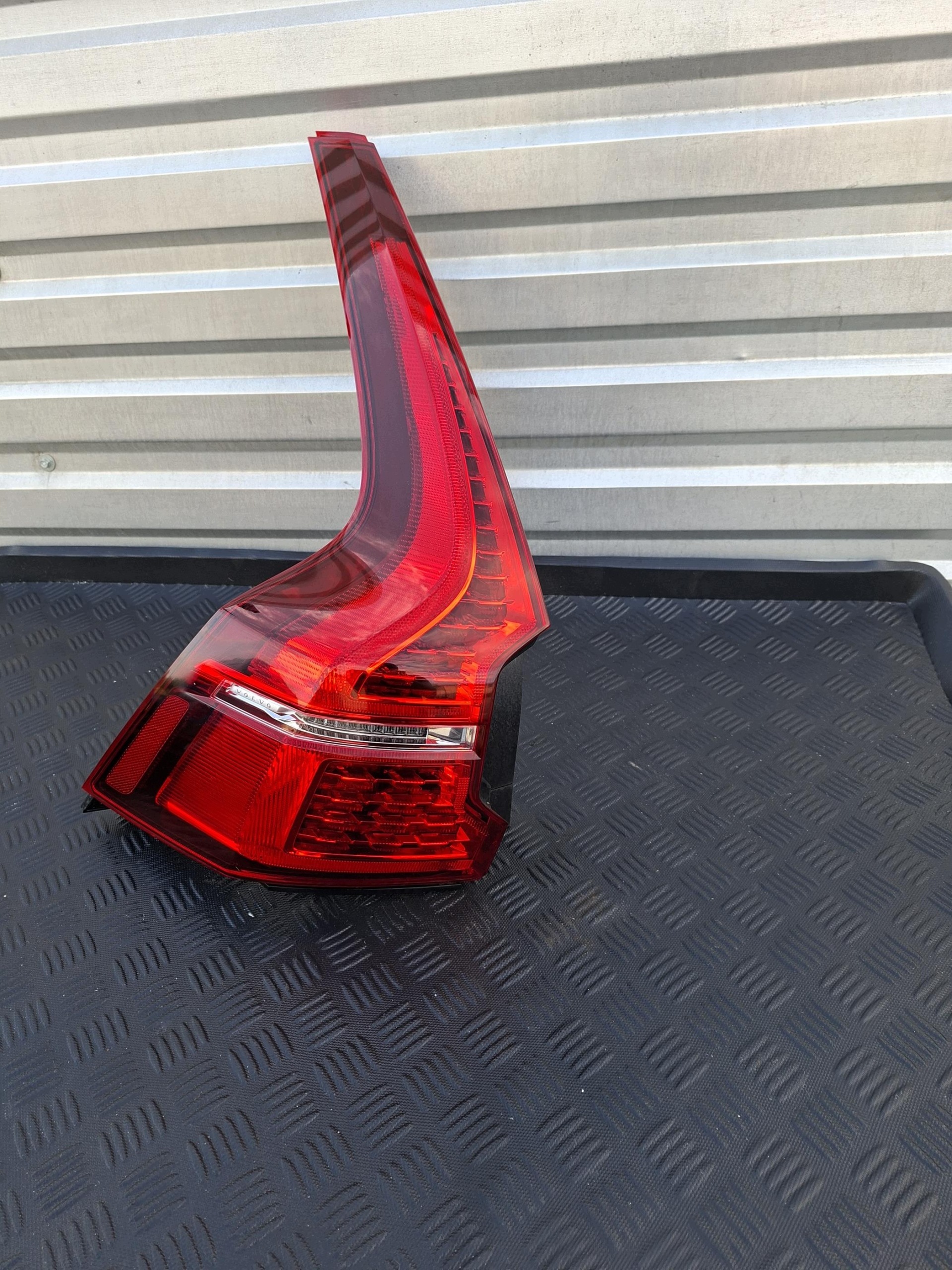 light rear part left rear left 31420427 EUROPA VOLVO XC60 II