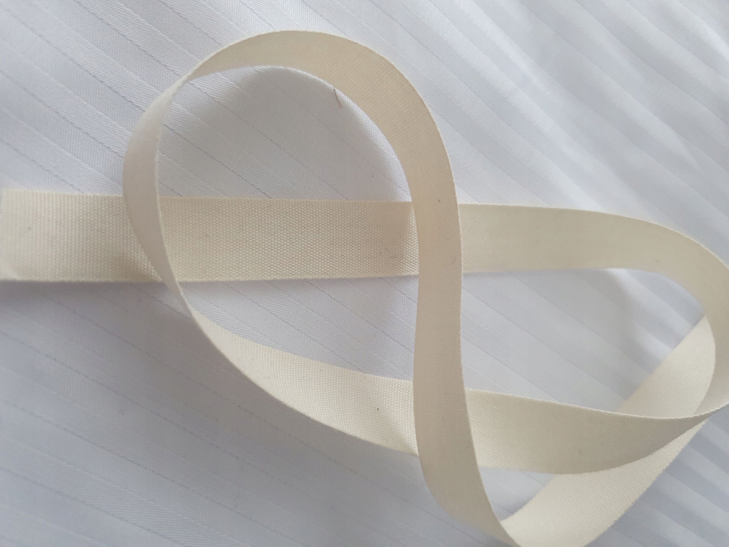 Tasiemka taśma bawełniana 20 mm 1mb Marka bez marki