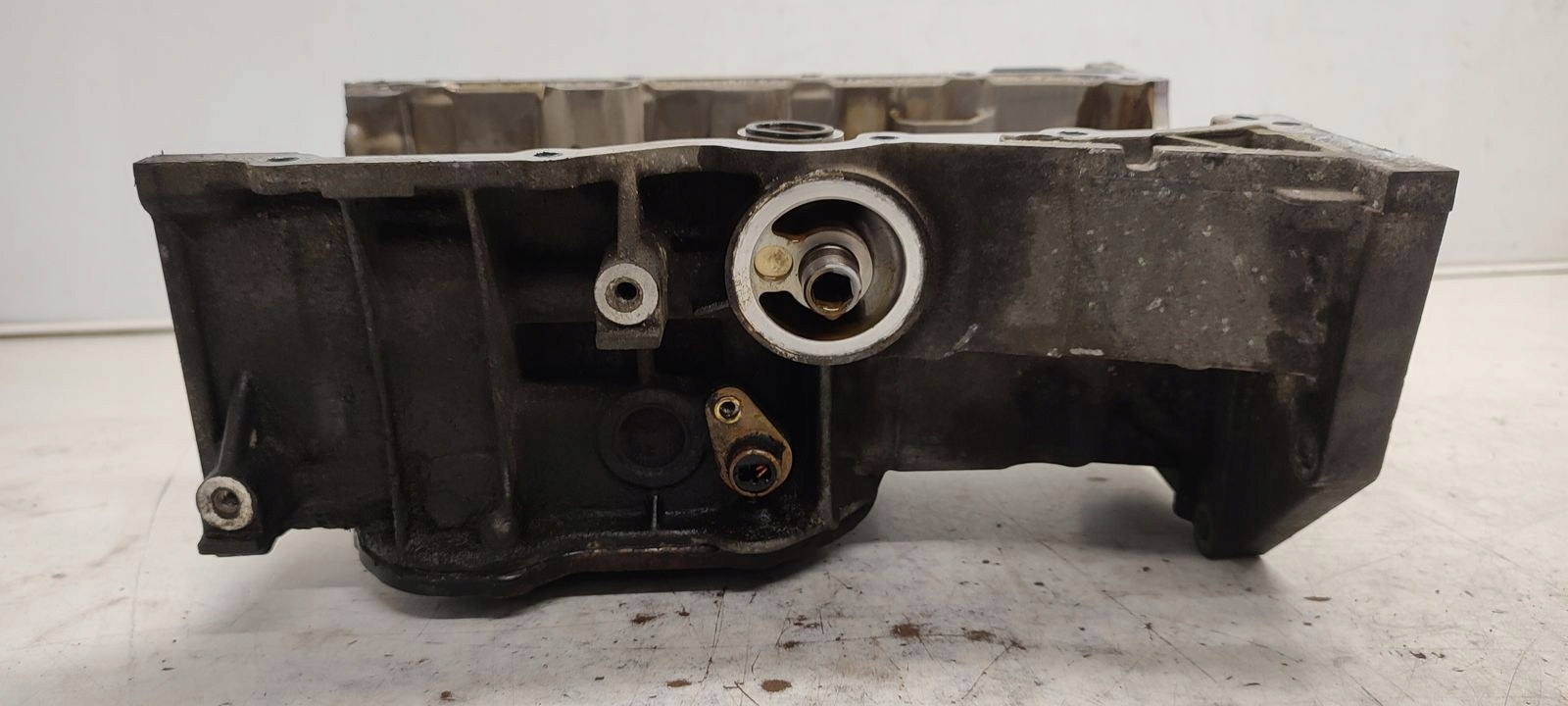 Ölwanne Nissan Qashqai 1,6B HR16
