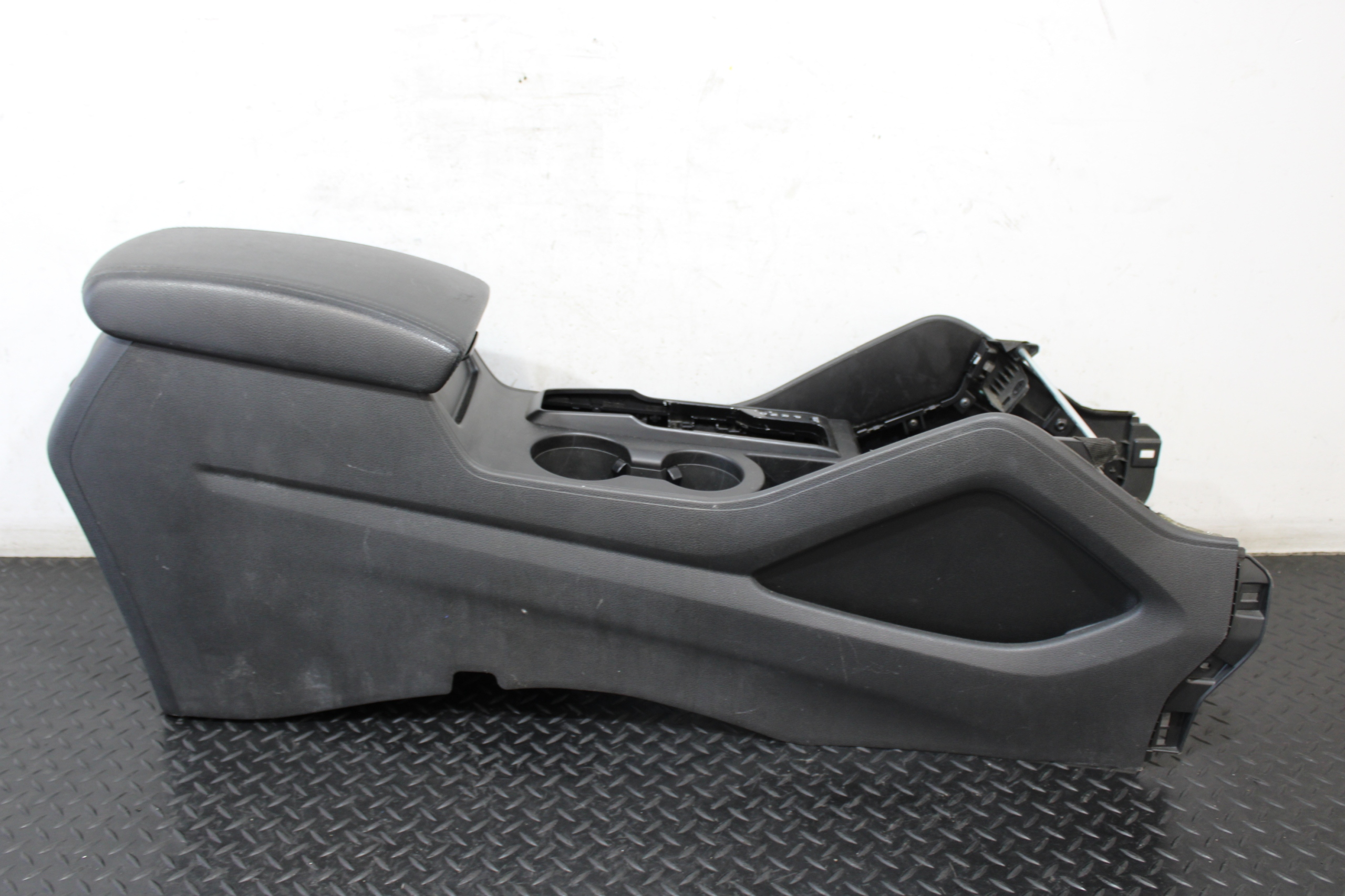 TUNEL central armrest AUTOMAT HYUNDAI TUCSON 3 III
