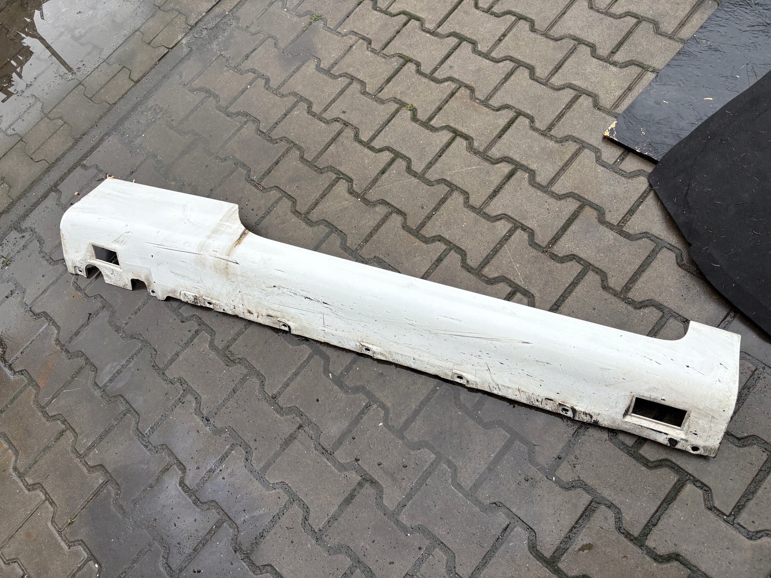 AUDI TT moulding threshold cap threshold right 8J0853856 LY9C