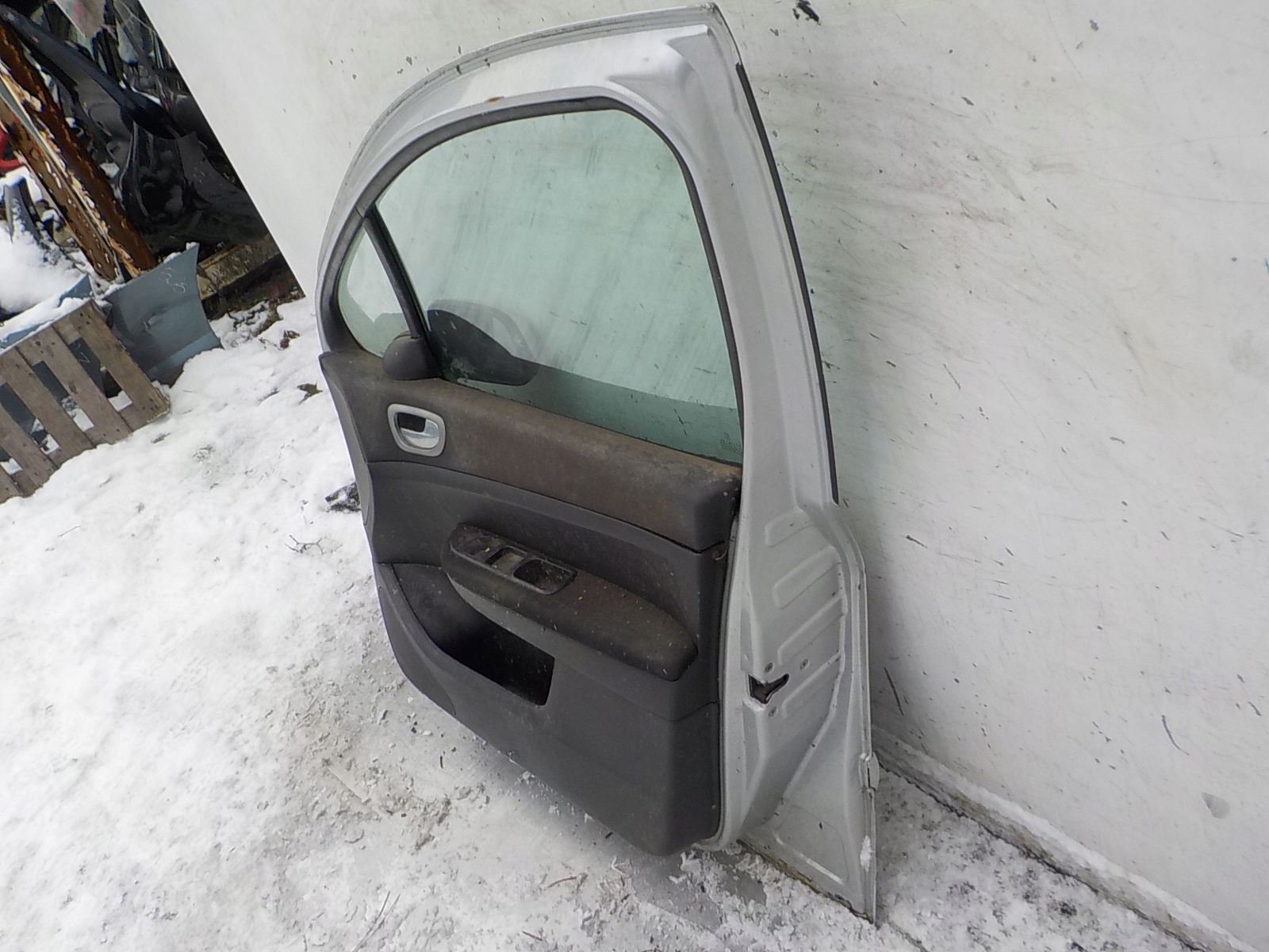712 PEUGEOT 307 PRZEDLIFTEM door right front front