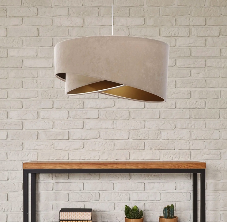 LAMPA WISZĄCA SUFITOWA ŻYRANDOL ABAŻUR BEŻOWY Marka Majron