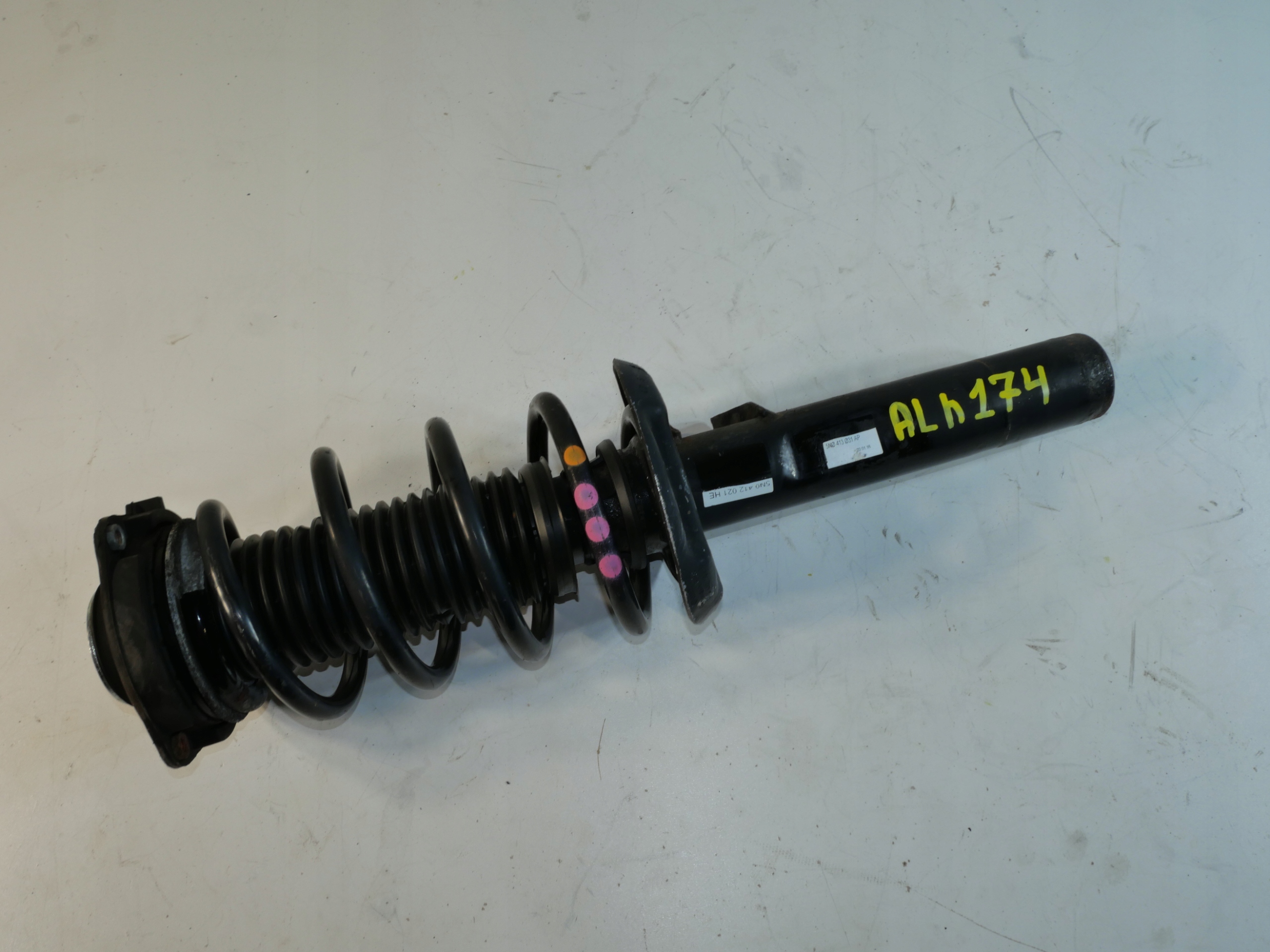 VW TIGUAN shock absorber front 5N0412021HE
