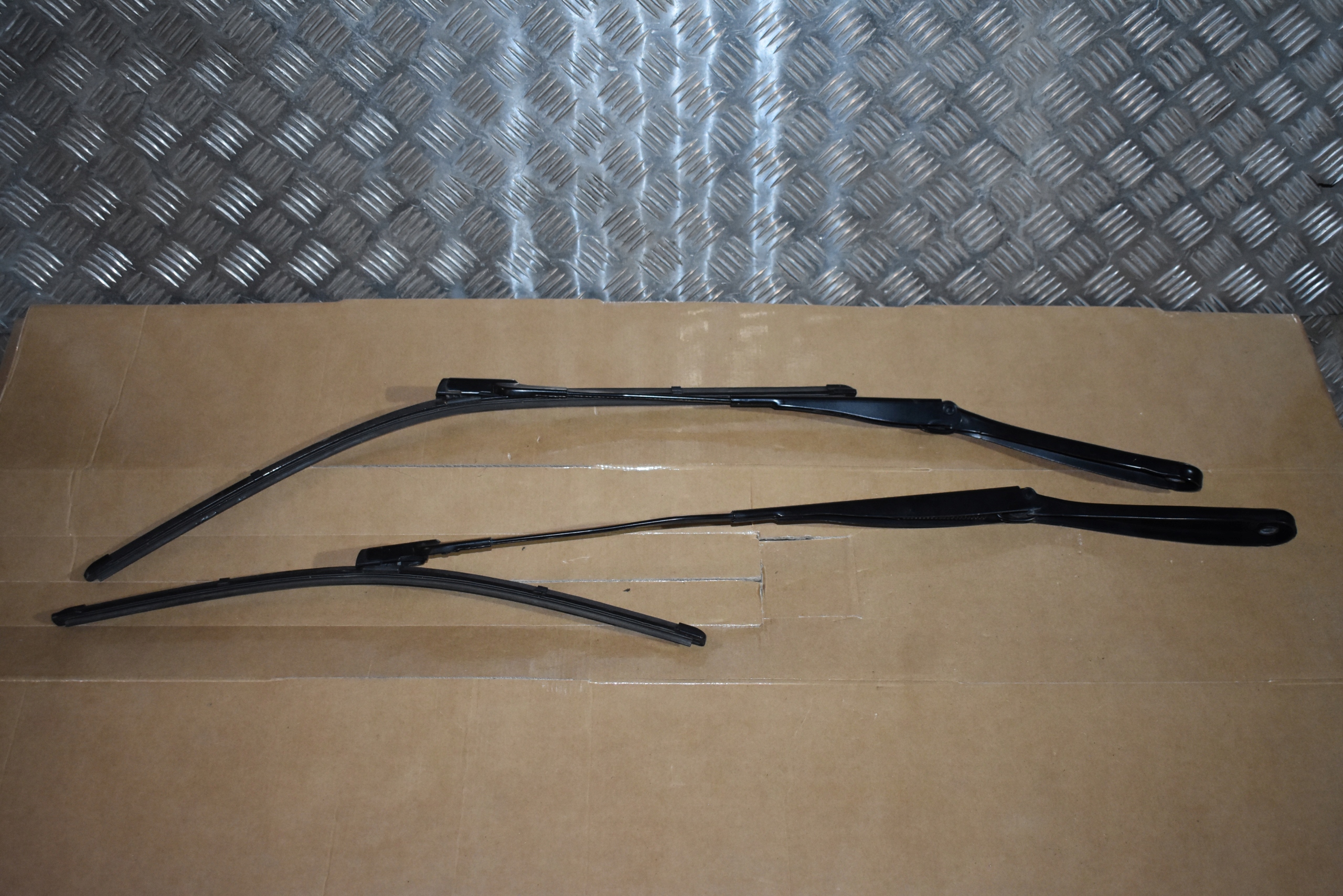 IDEALNE Bracci tergicristallo BMW G05 1