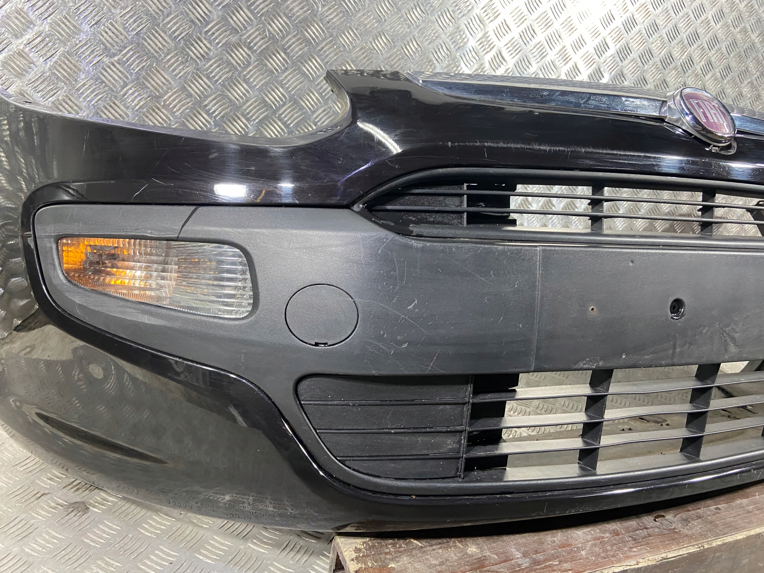 ZDERZAK PRZEDNI FIAT GRANDE PUNTO LIFT LIFTING Producent części Fiat OE